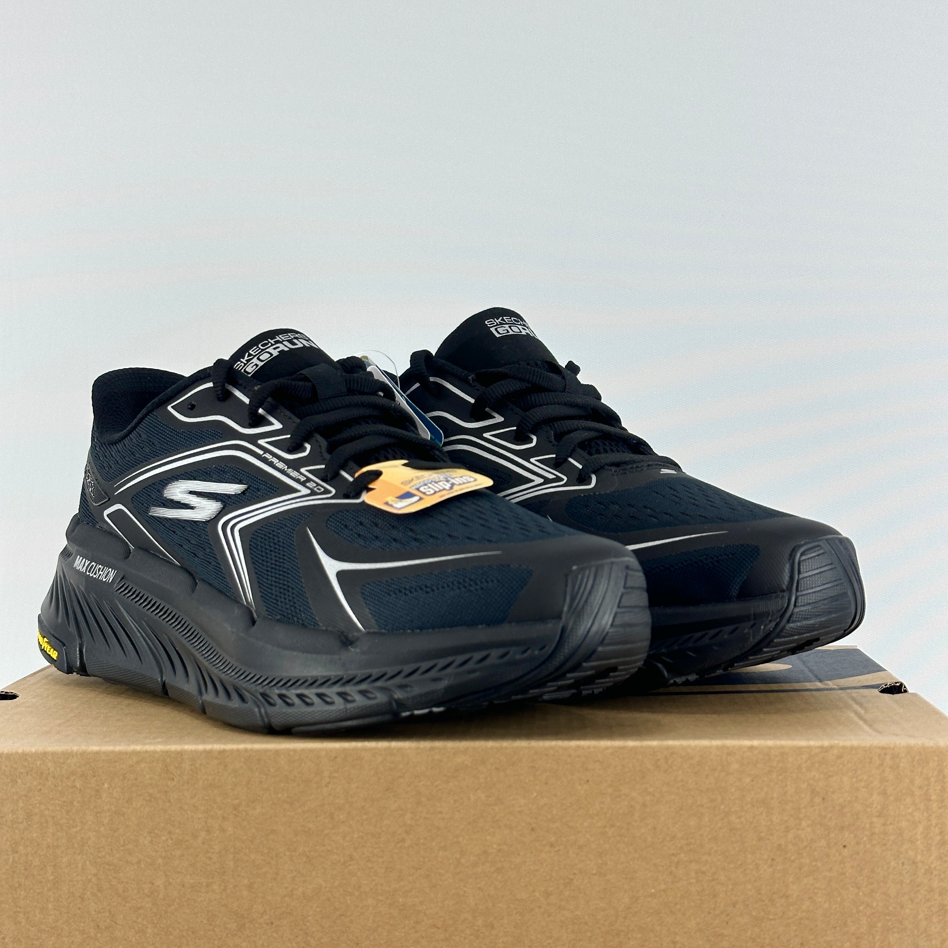 Skechers max cu. Black