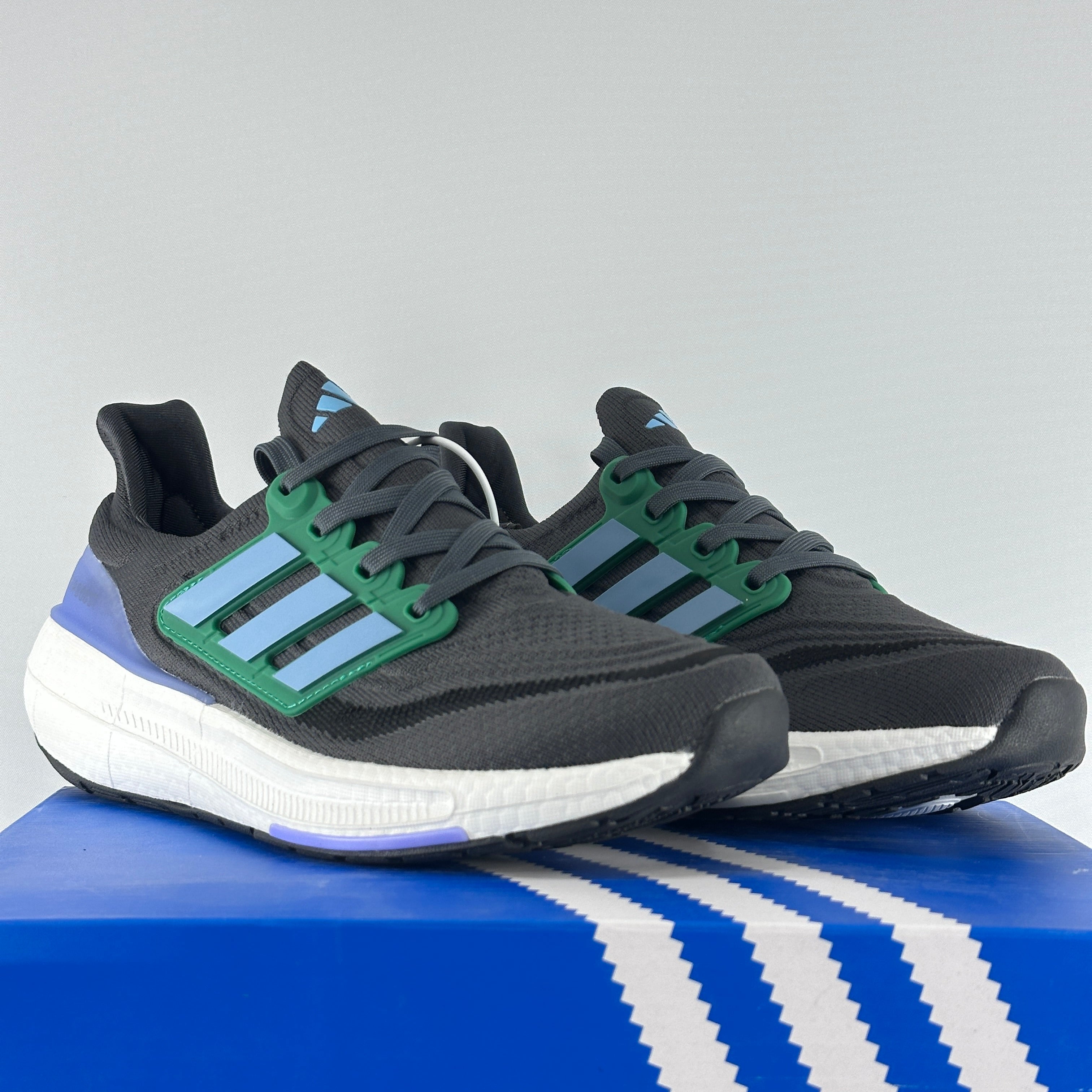U.boost grey-green
