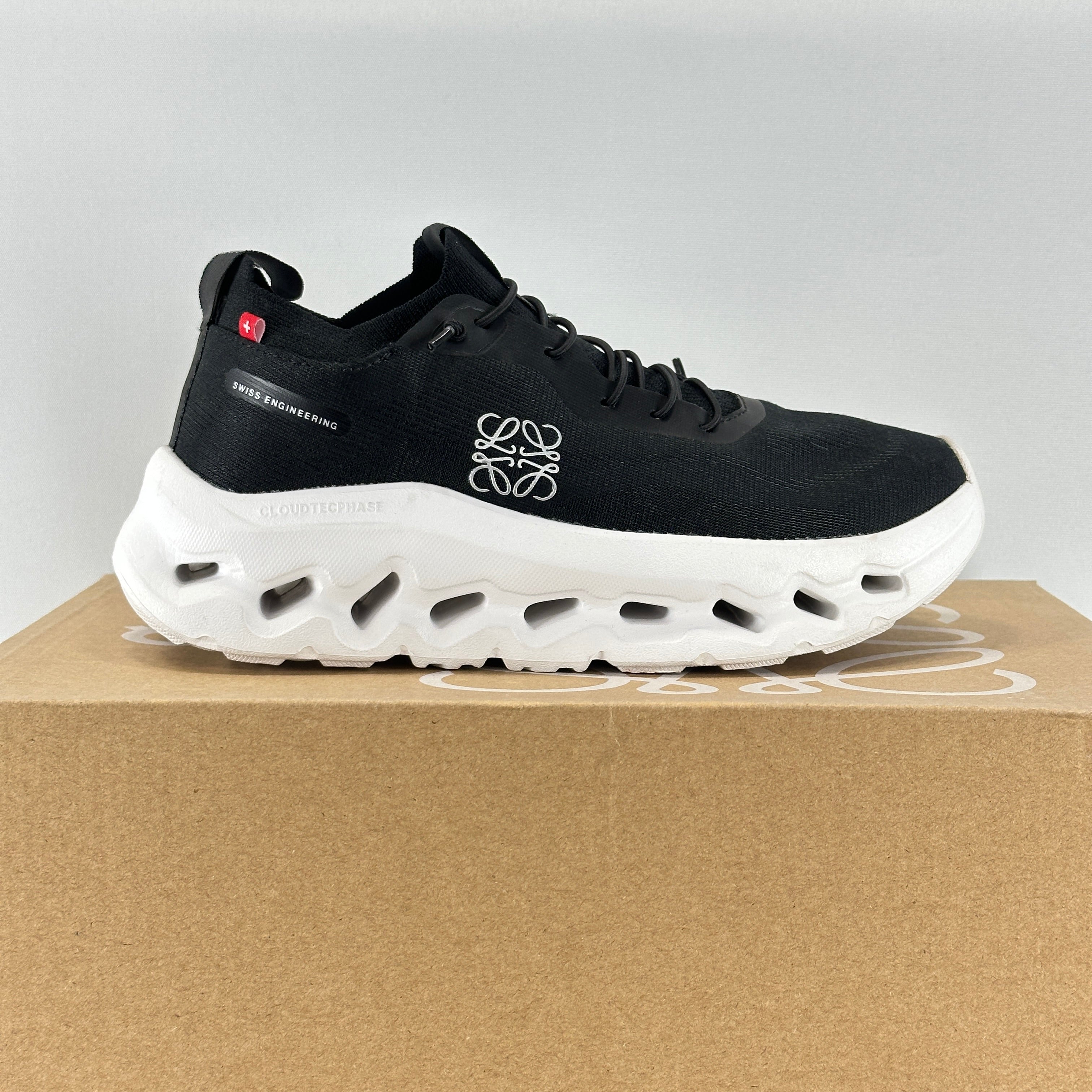 LOEWE X ON CLOUDTILT