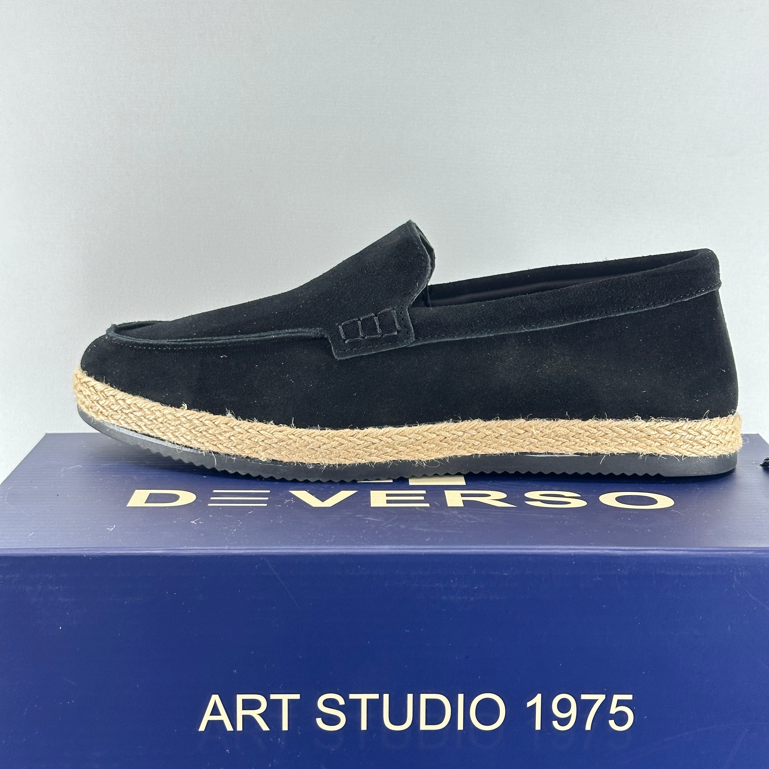 Suede Loafers dv
