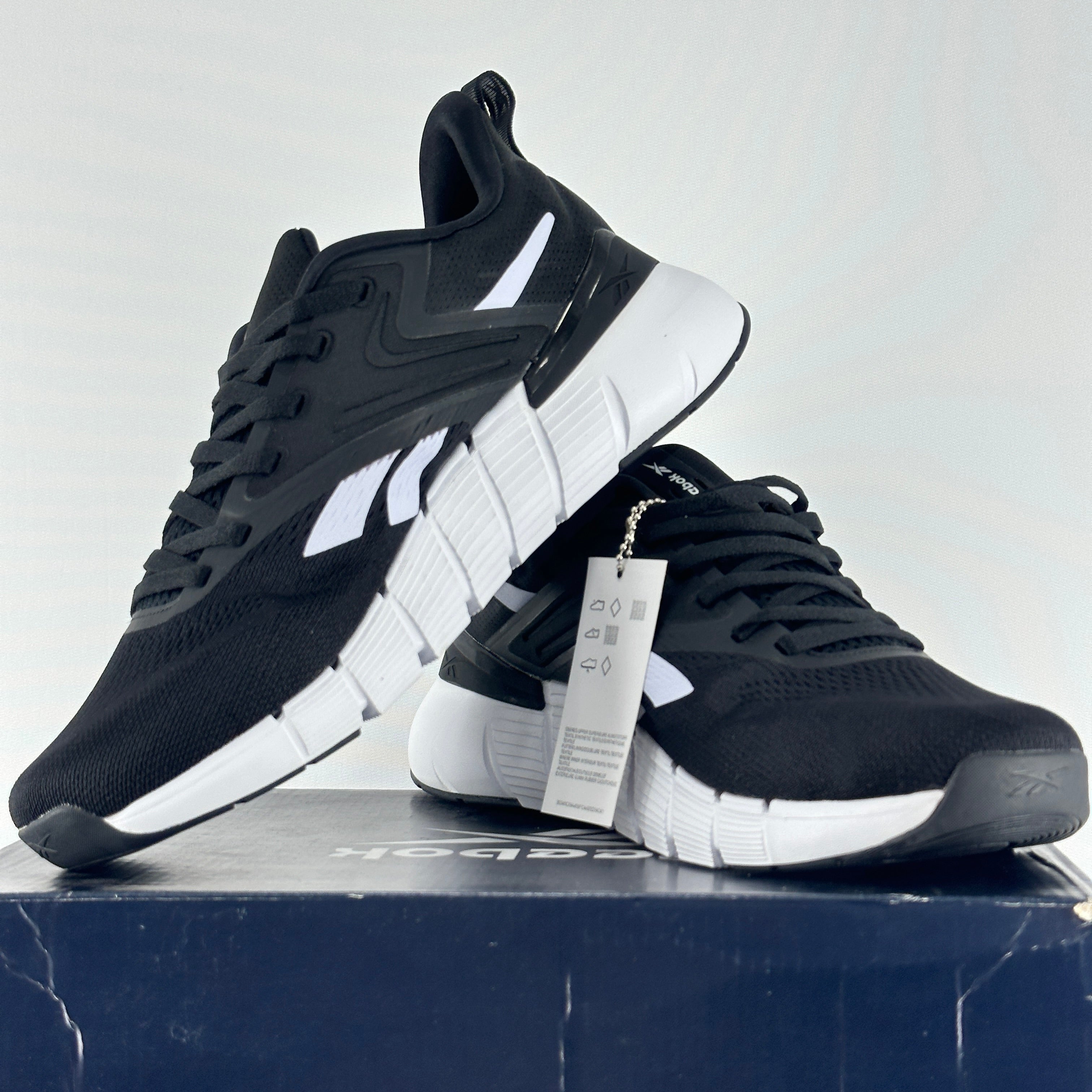 Re. Nano Gym black-white