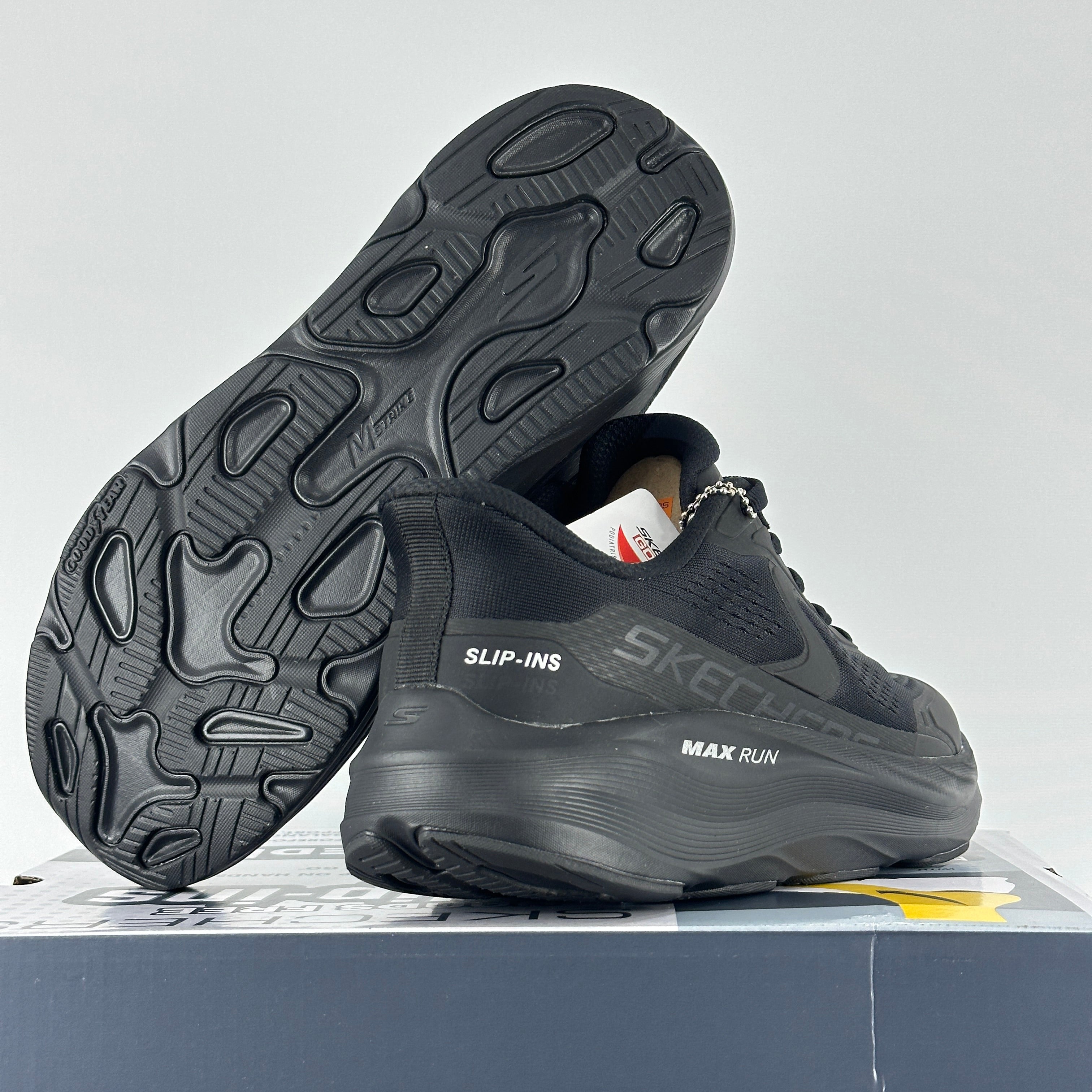 Sk Max run 2 black