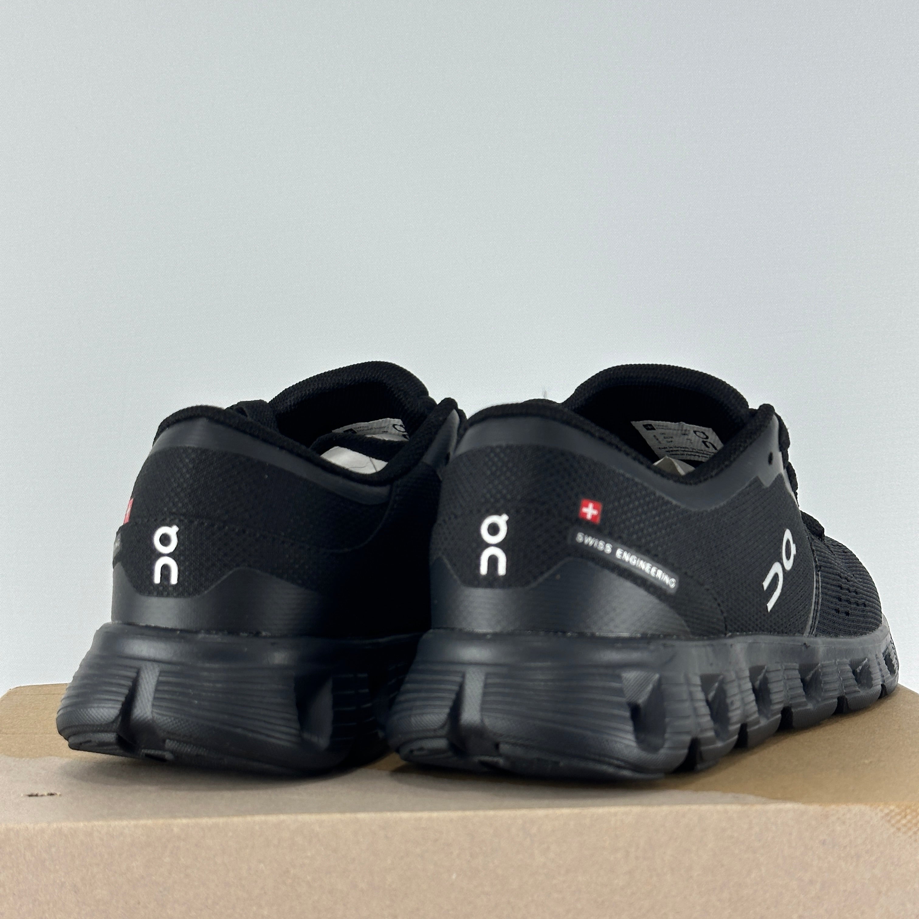 Cloud x4 black