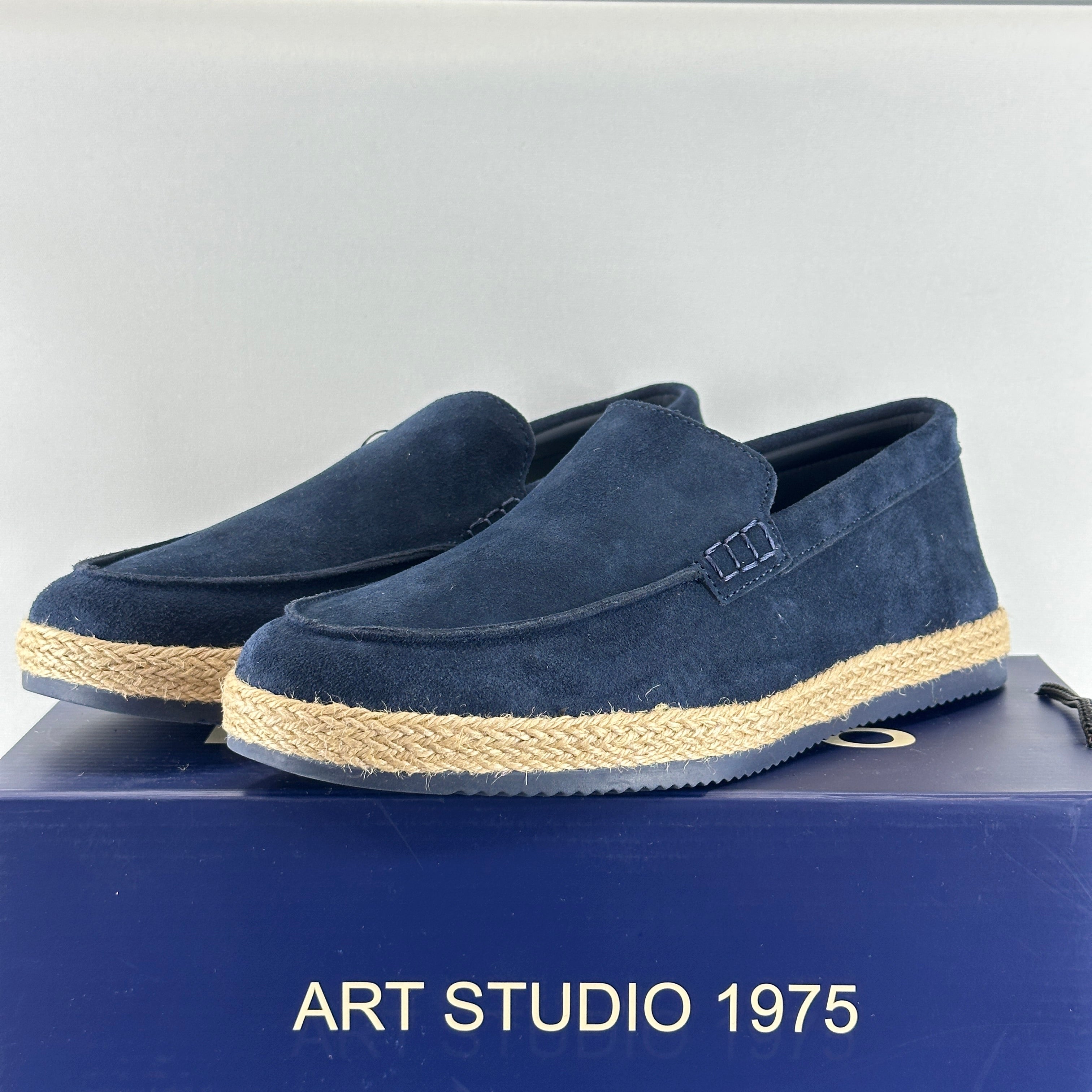 Suede Loafers dv