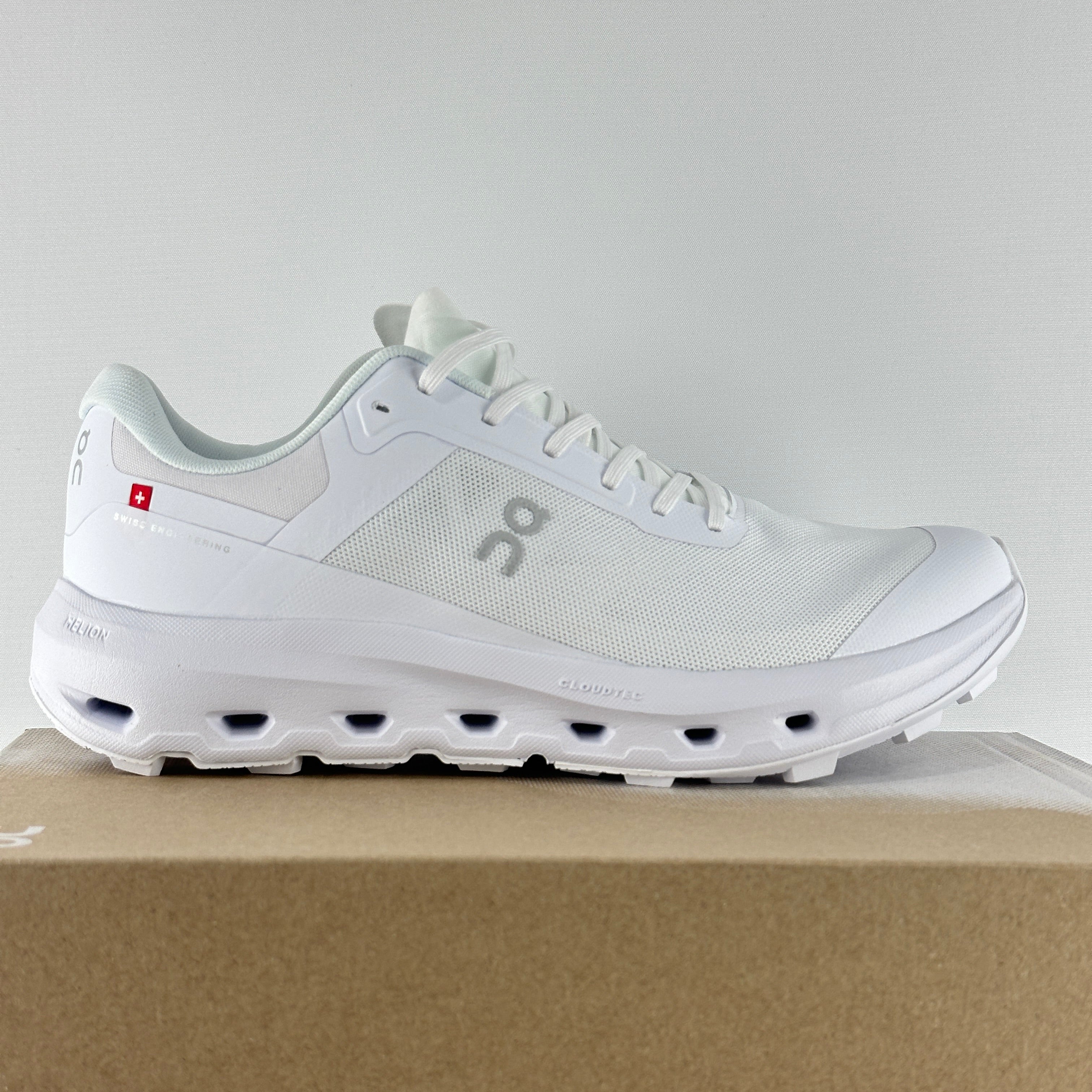 Cloudvista white
