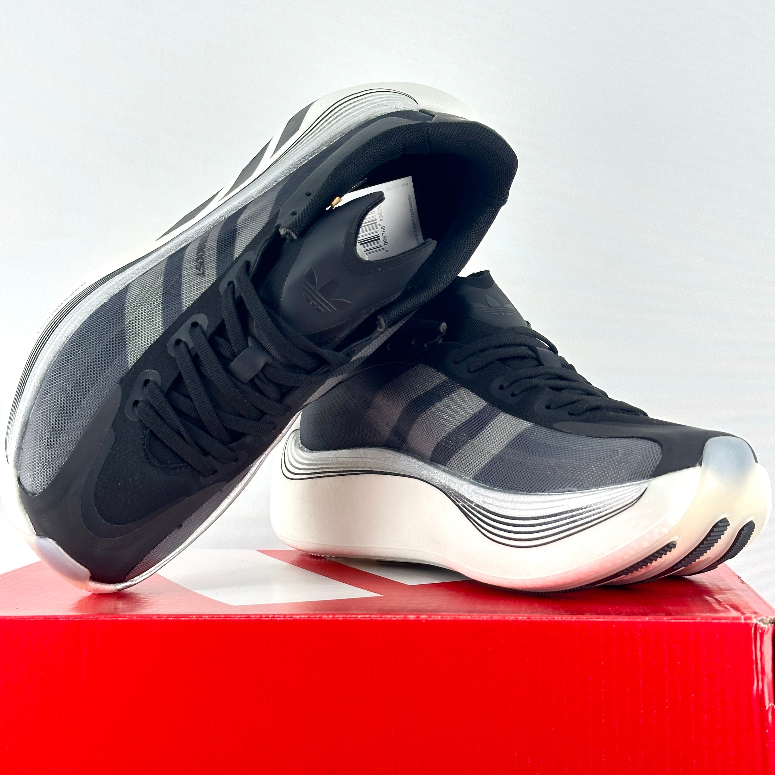 A. Hyperboost Euphoria LT black-white