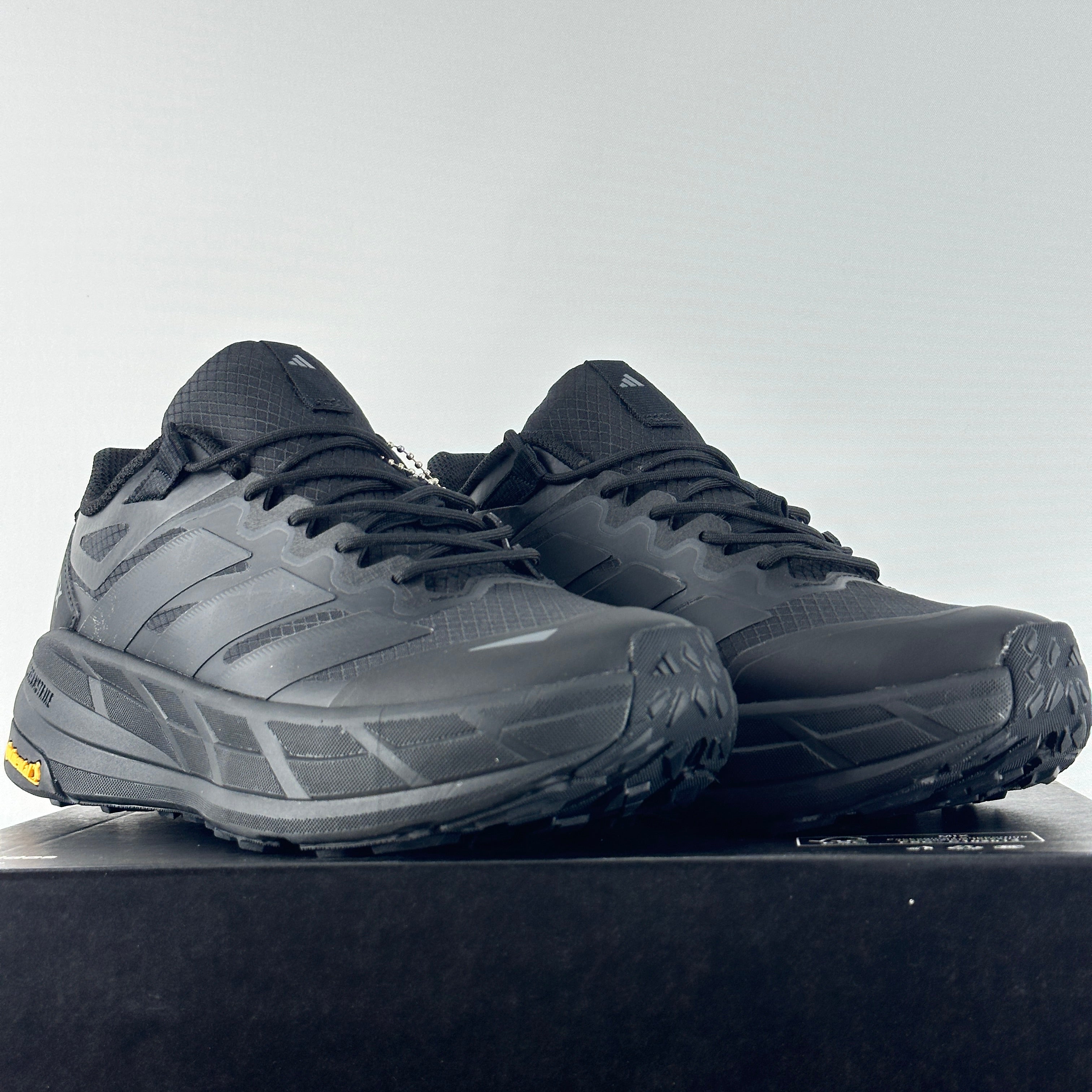 Ter. New black