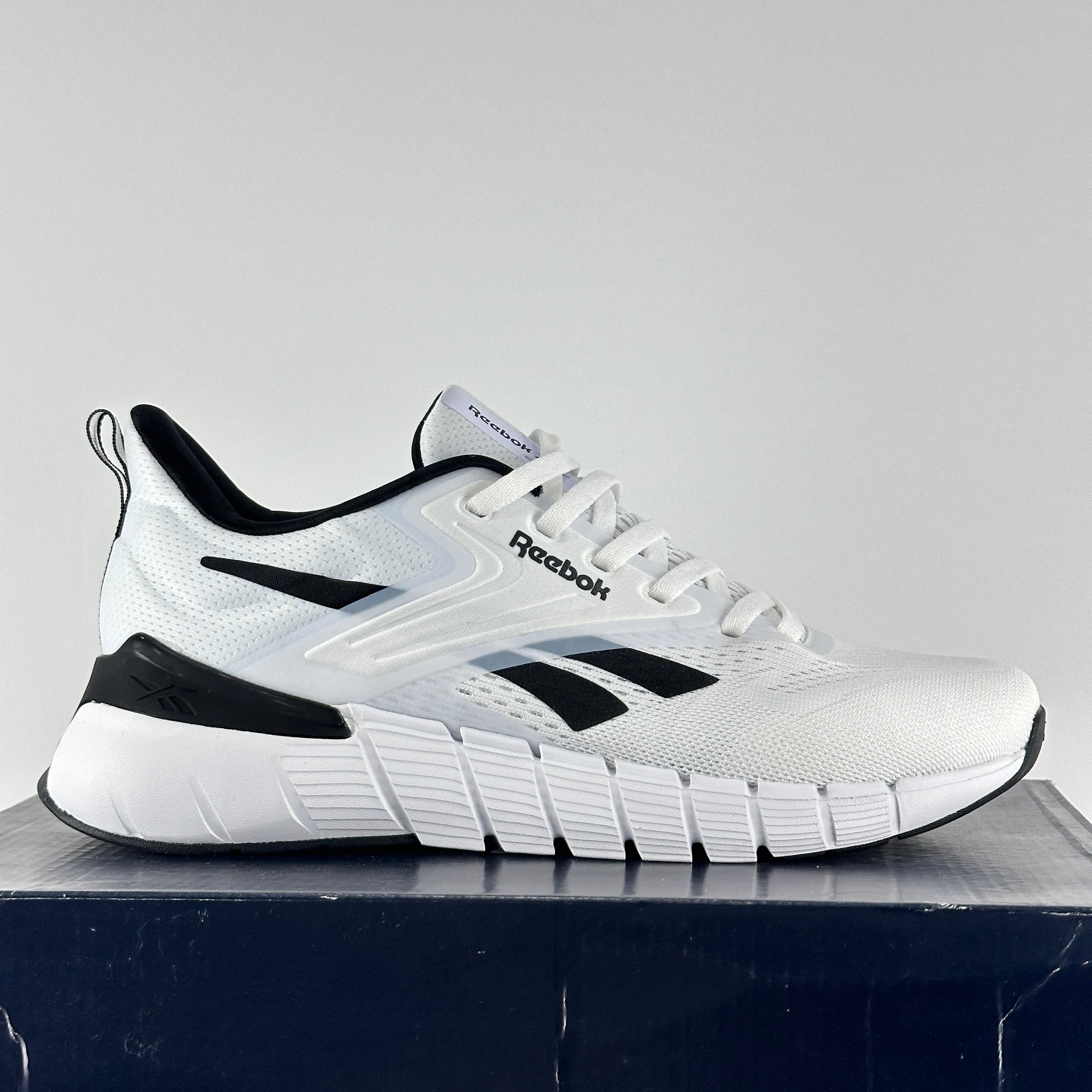 Re. Nano Gym white-black