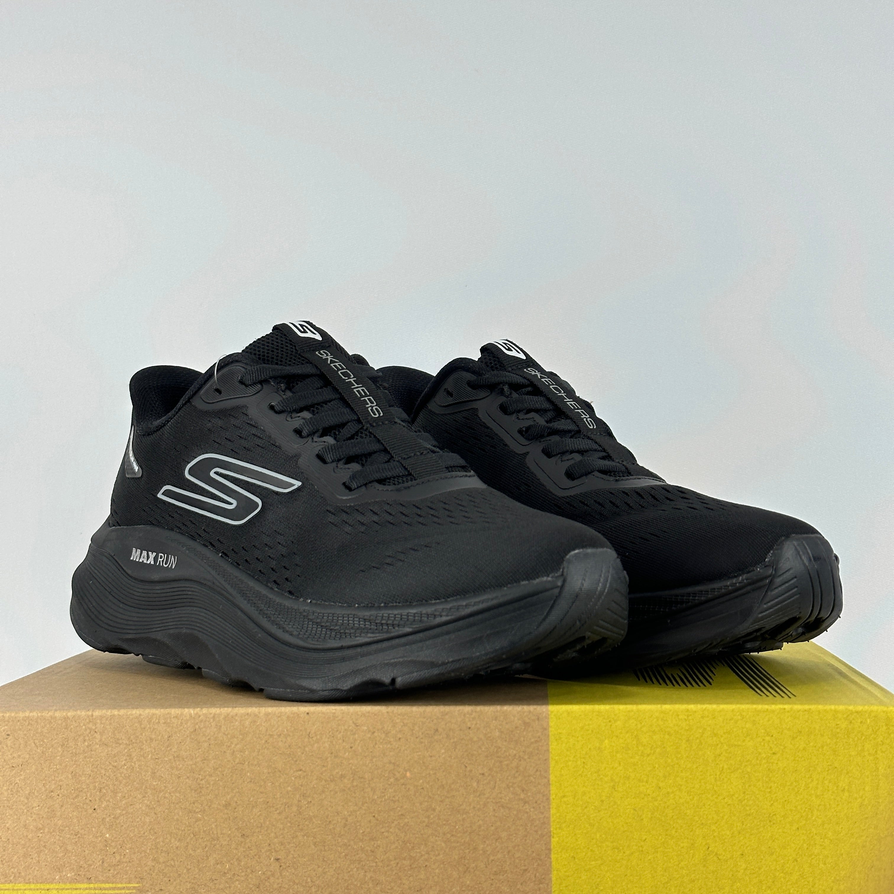 Sk Max run black