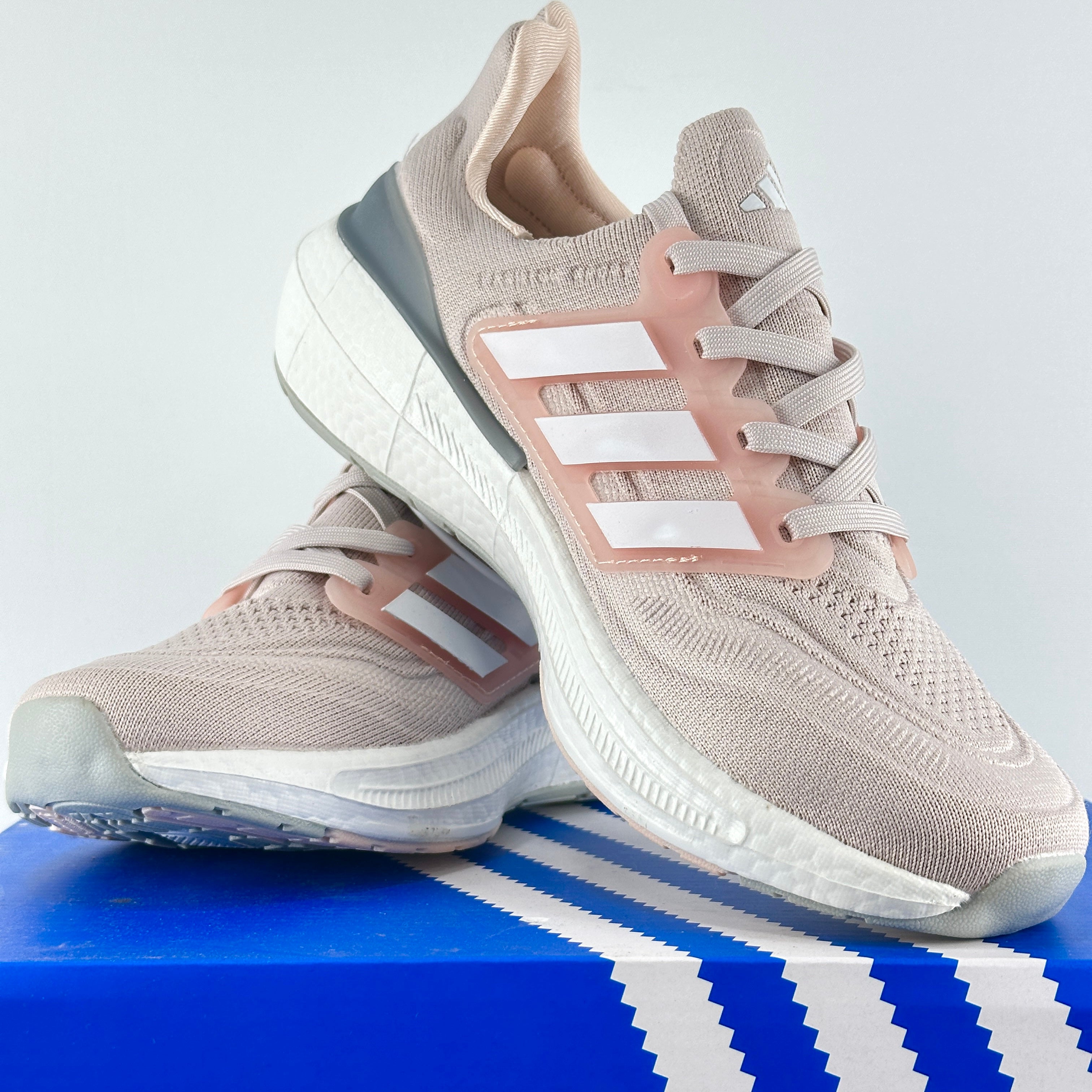 U.boost pink-white