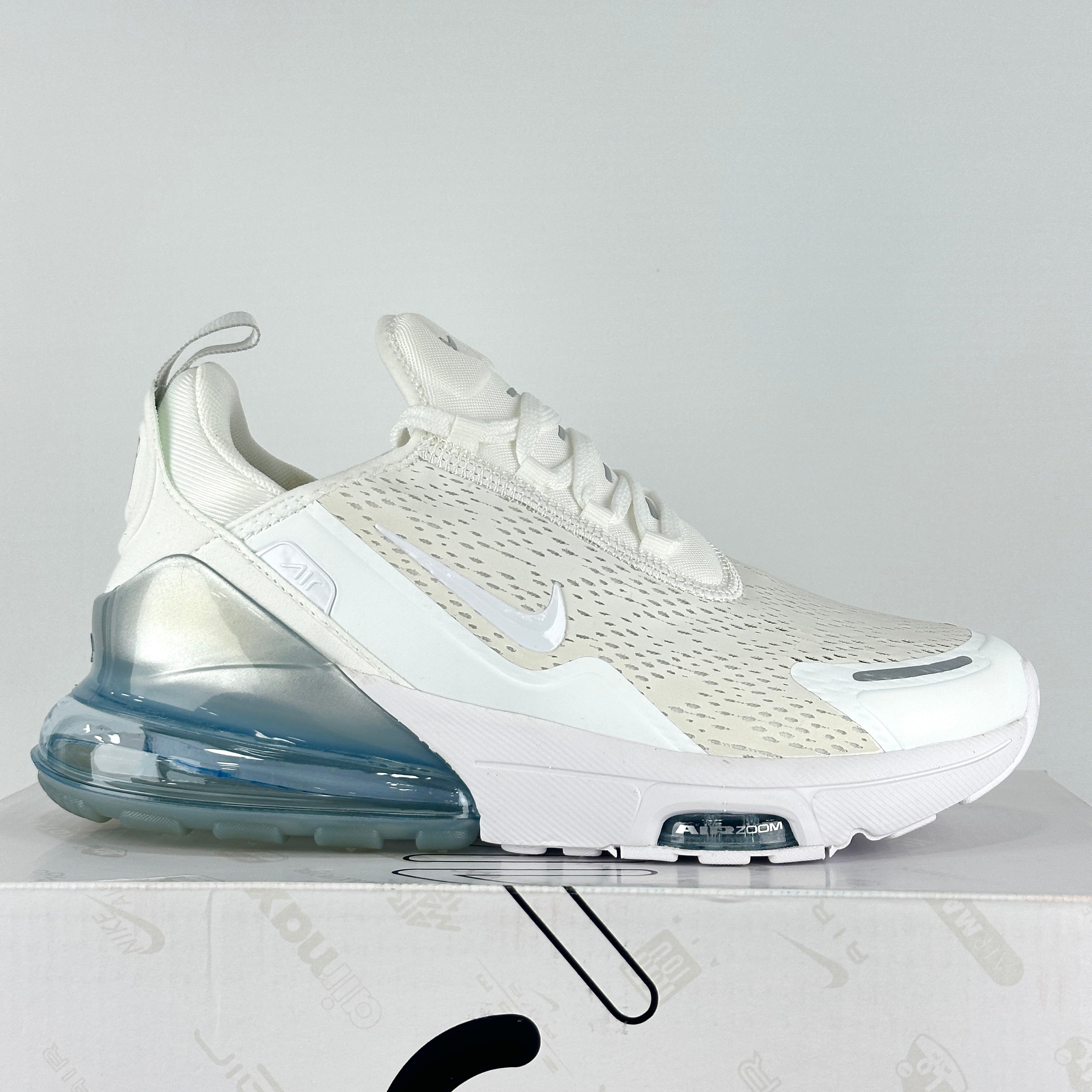 A. Max 270 white