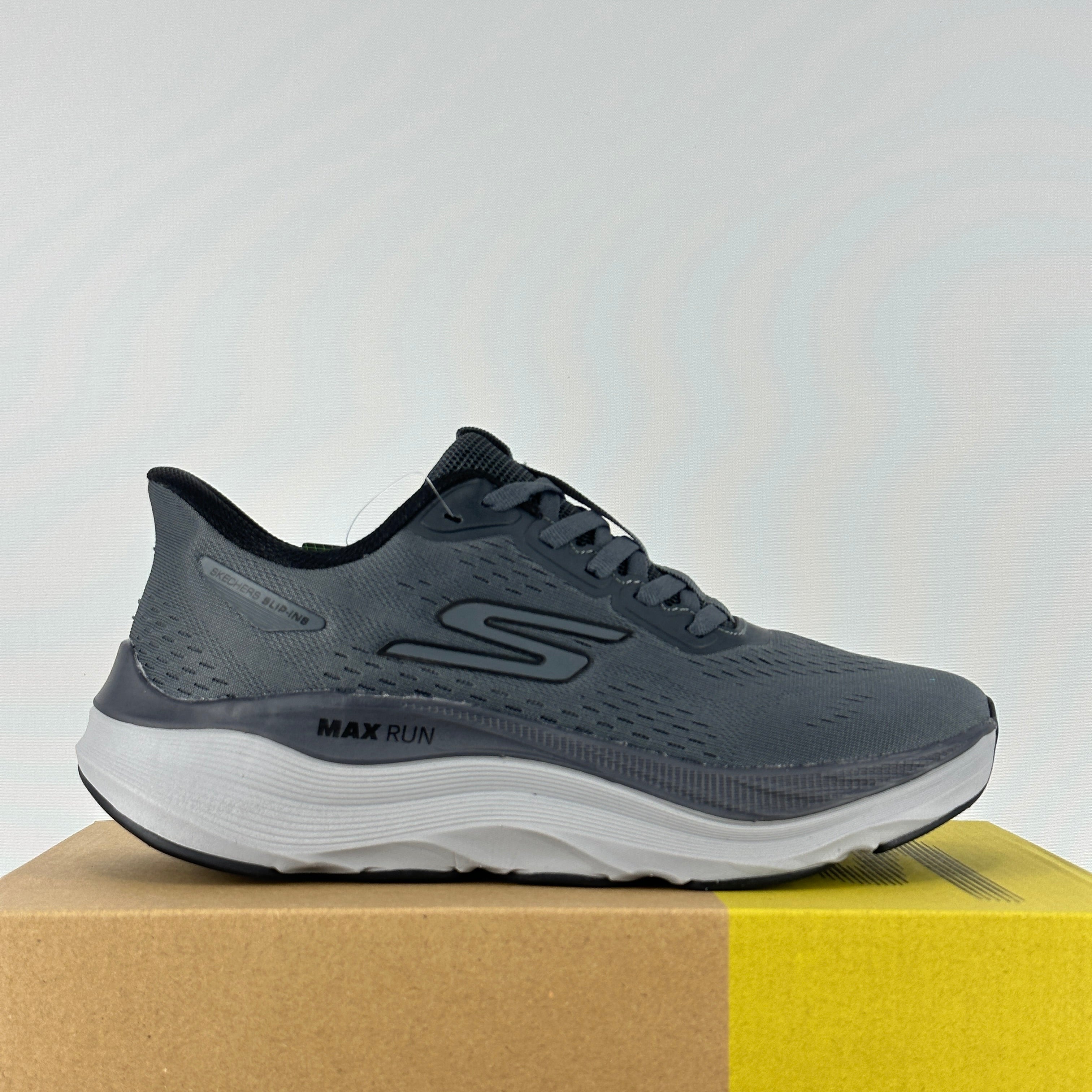 Sk Max run grey