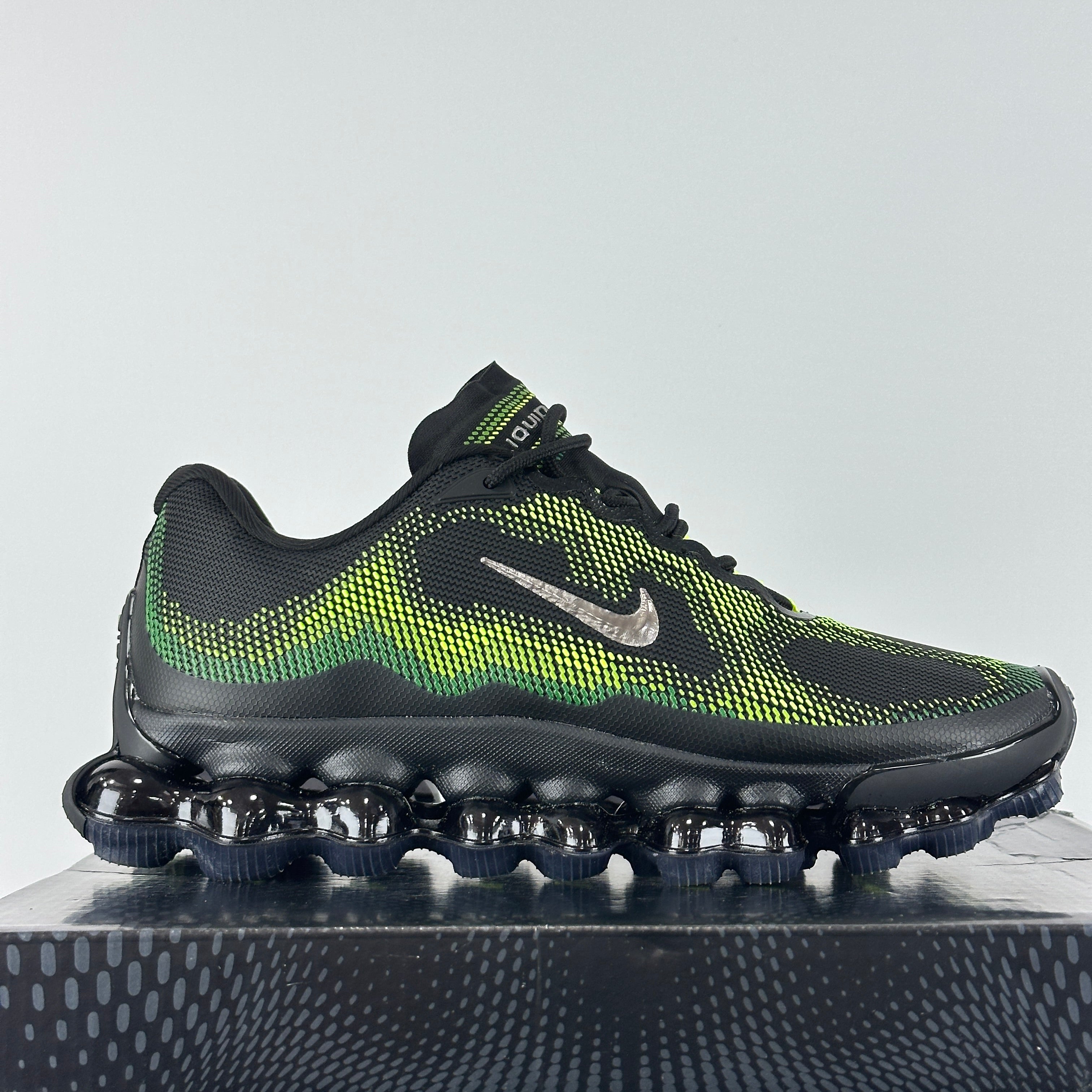N. Liquid max black-green