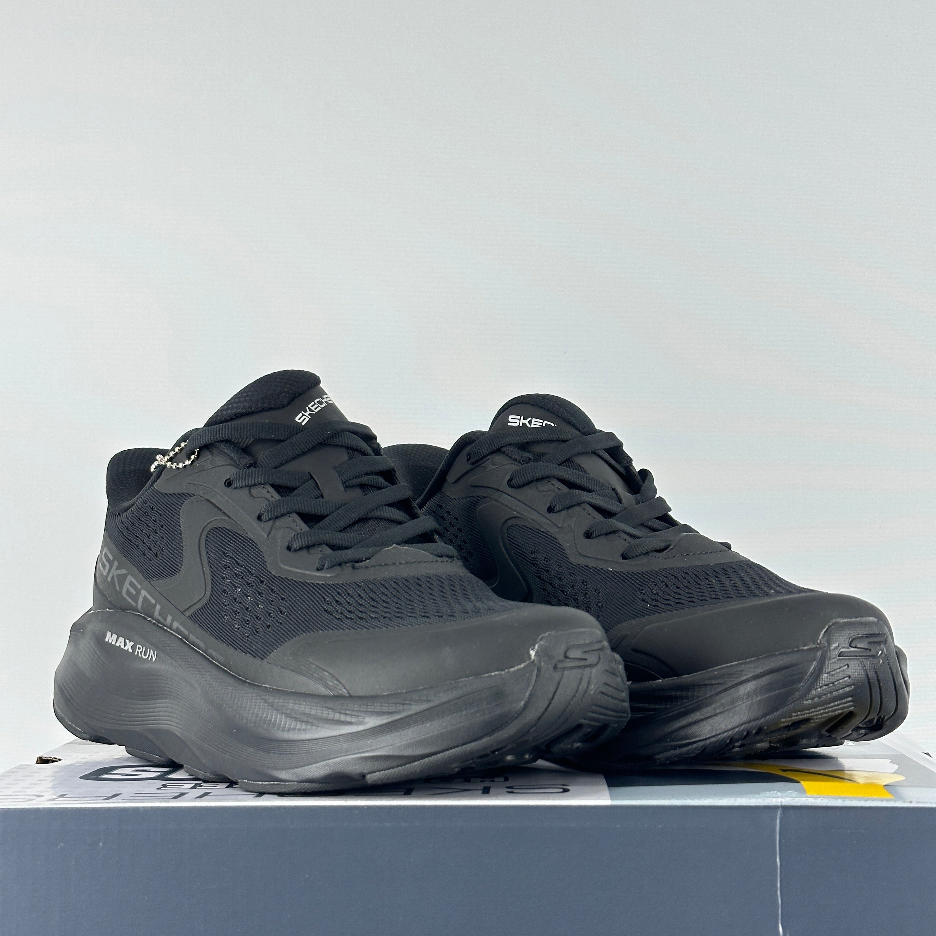 Sk Max run 2 black