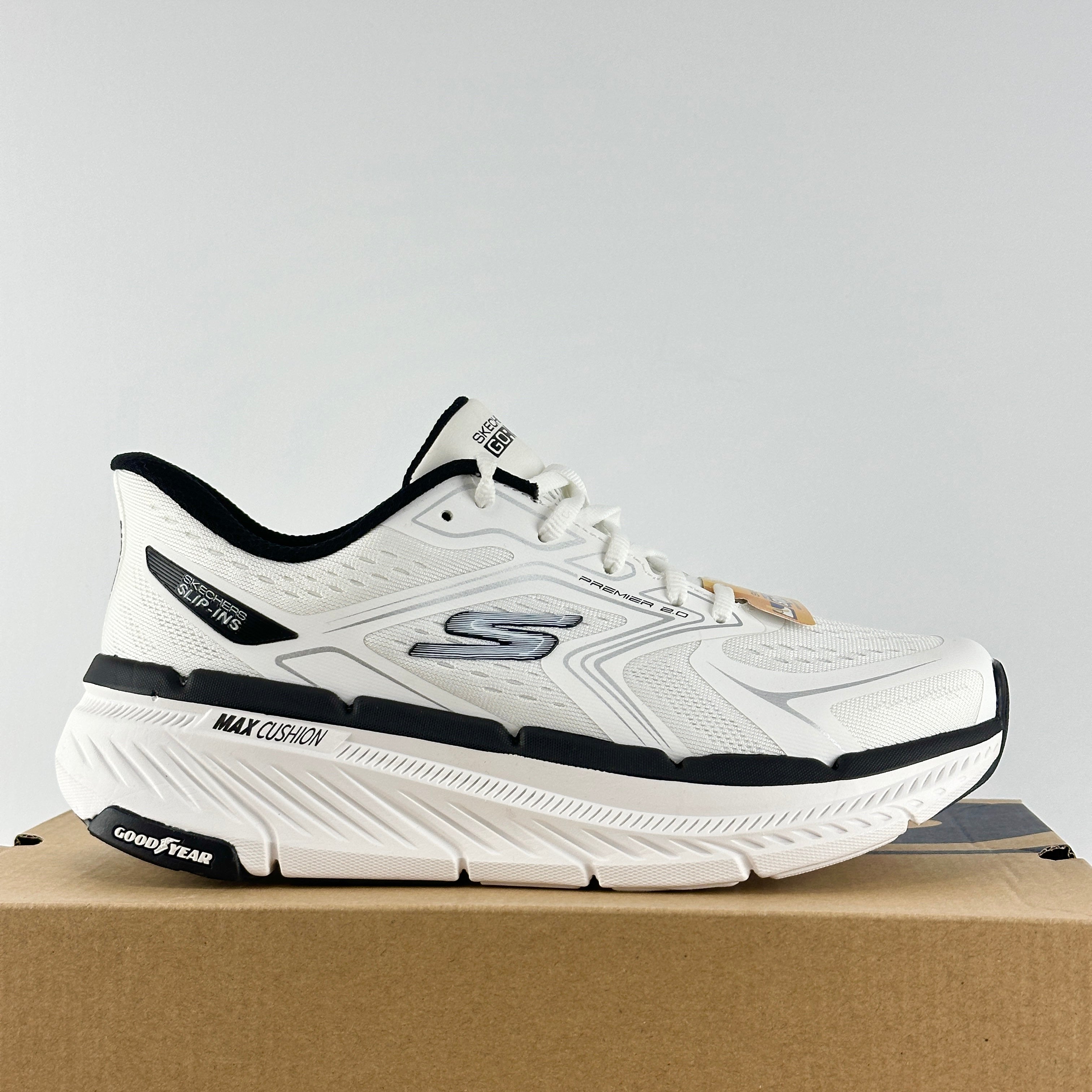 Skechers max cu. White-black
