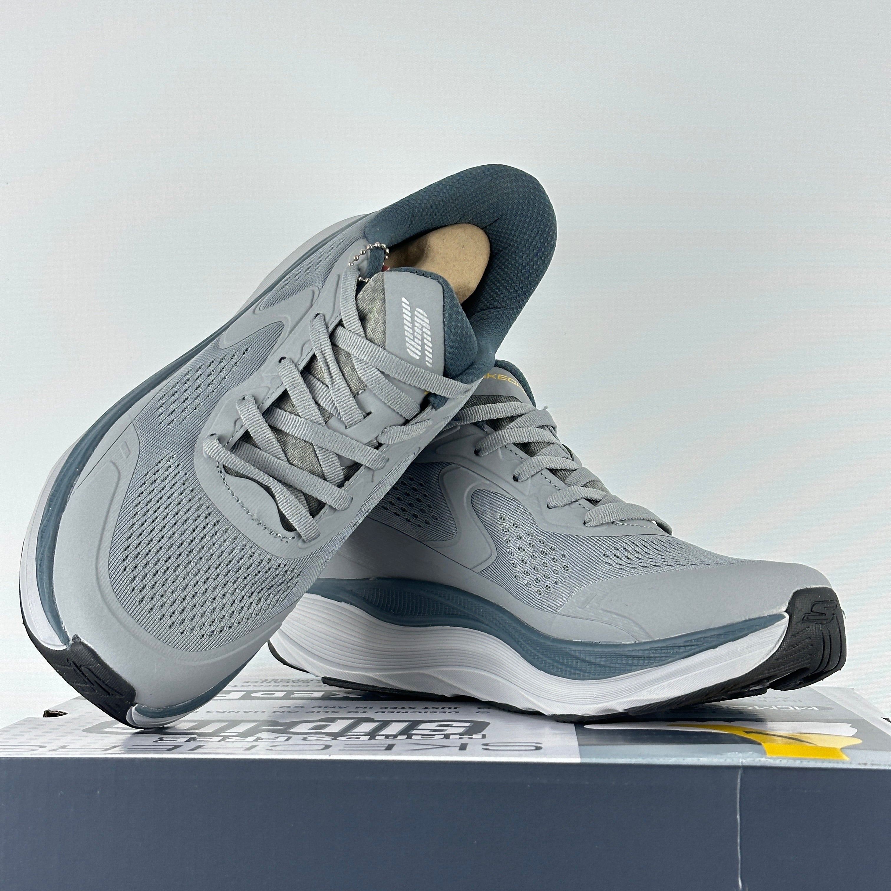Sk max run 2 light grey