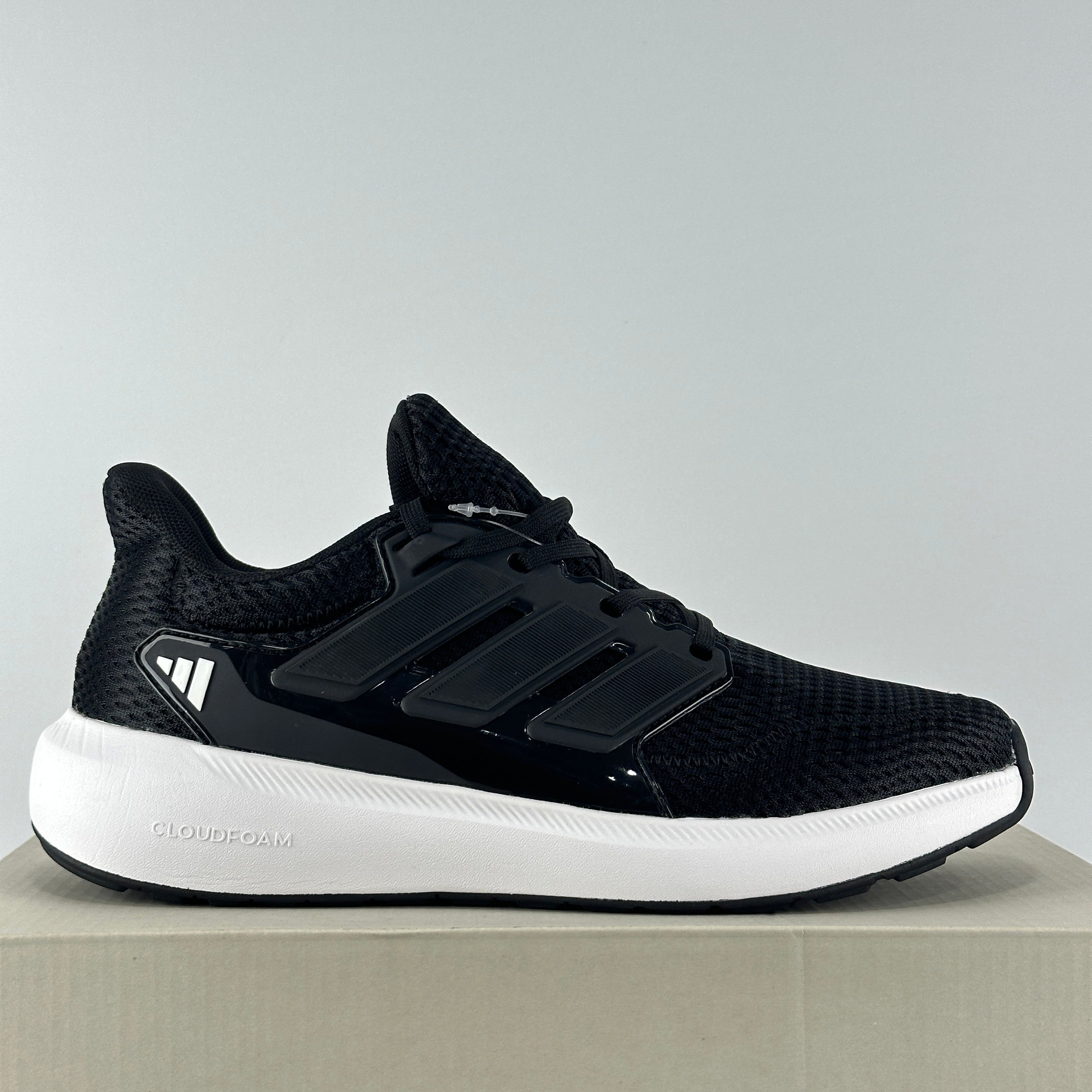 Ultimashow 2.0 black-white