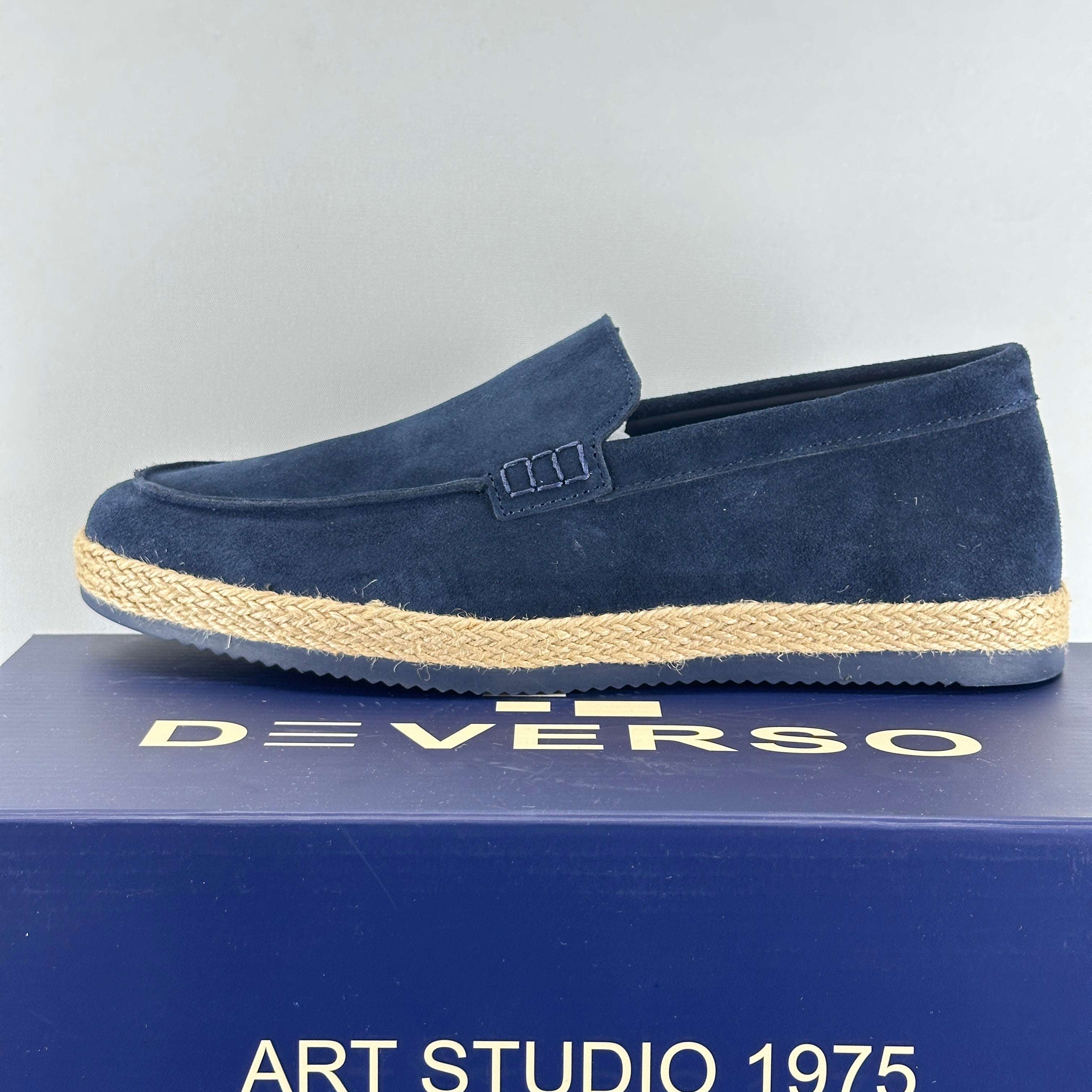 Suede Loafers dv