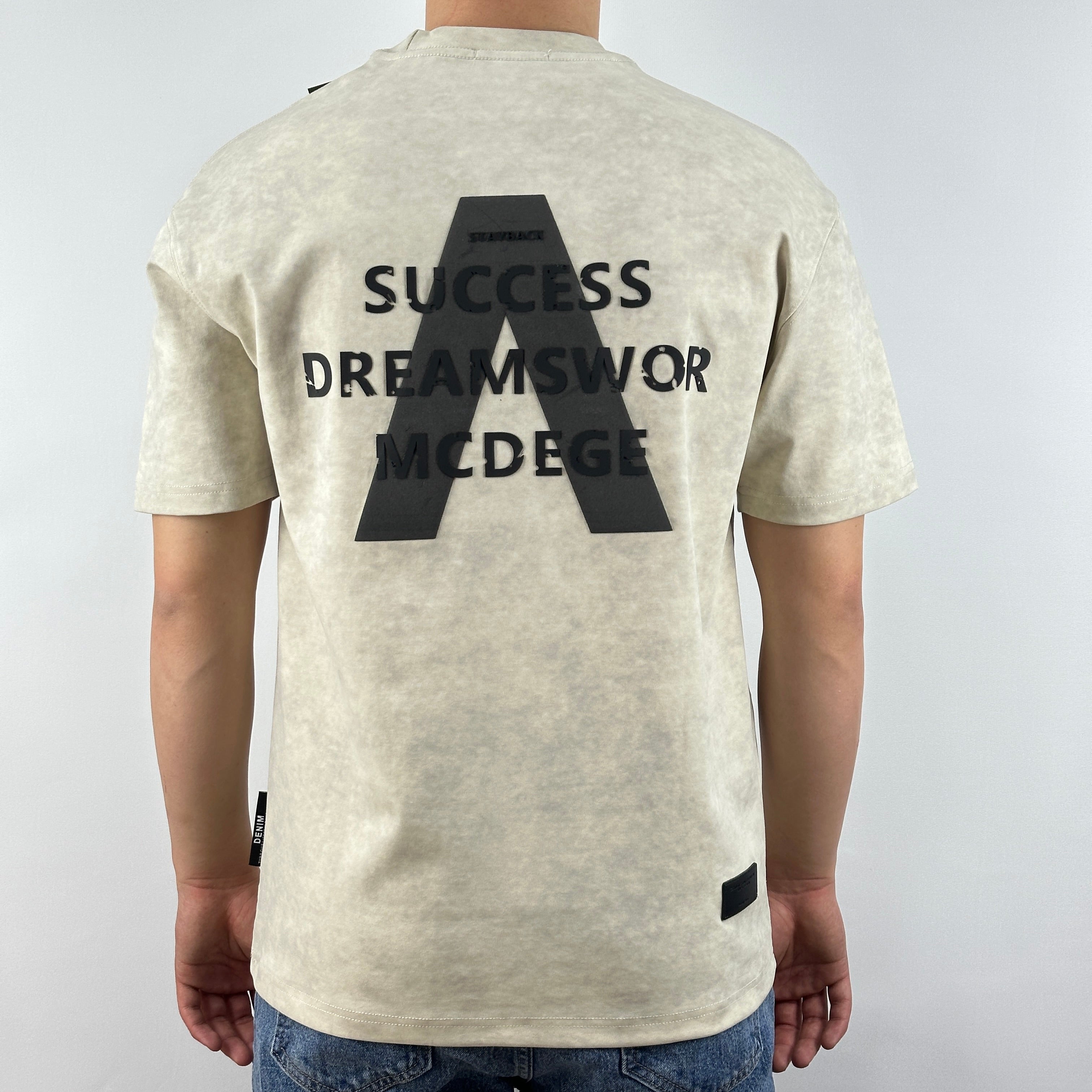 T-shirt DM38010