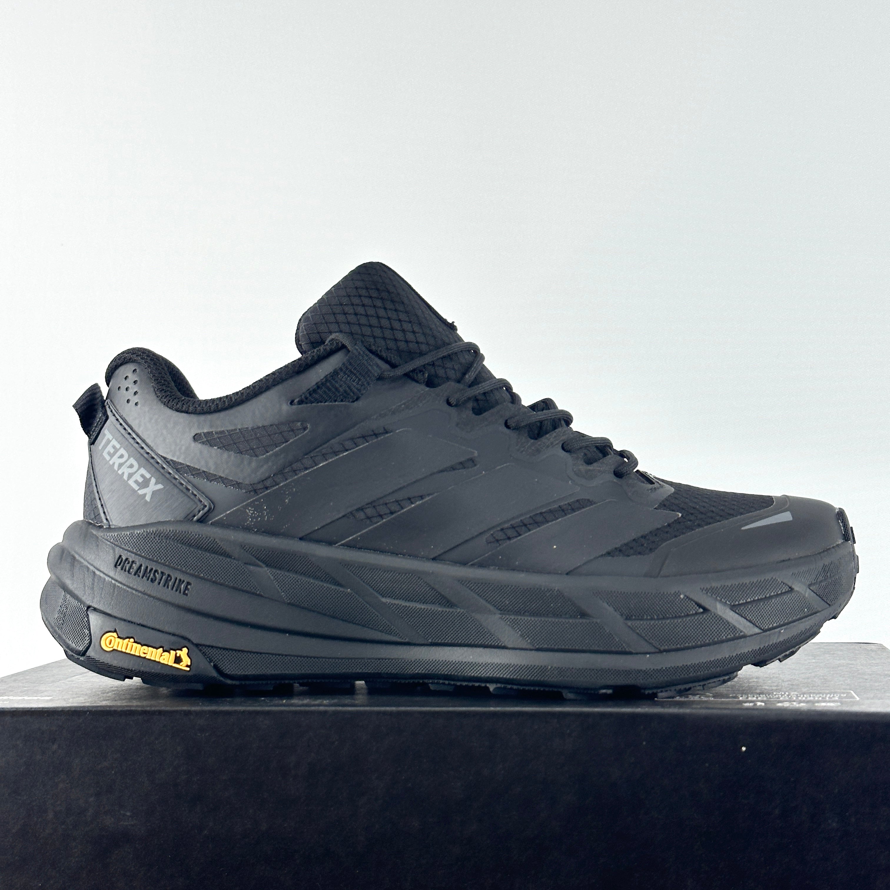 Ter. New black