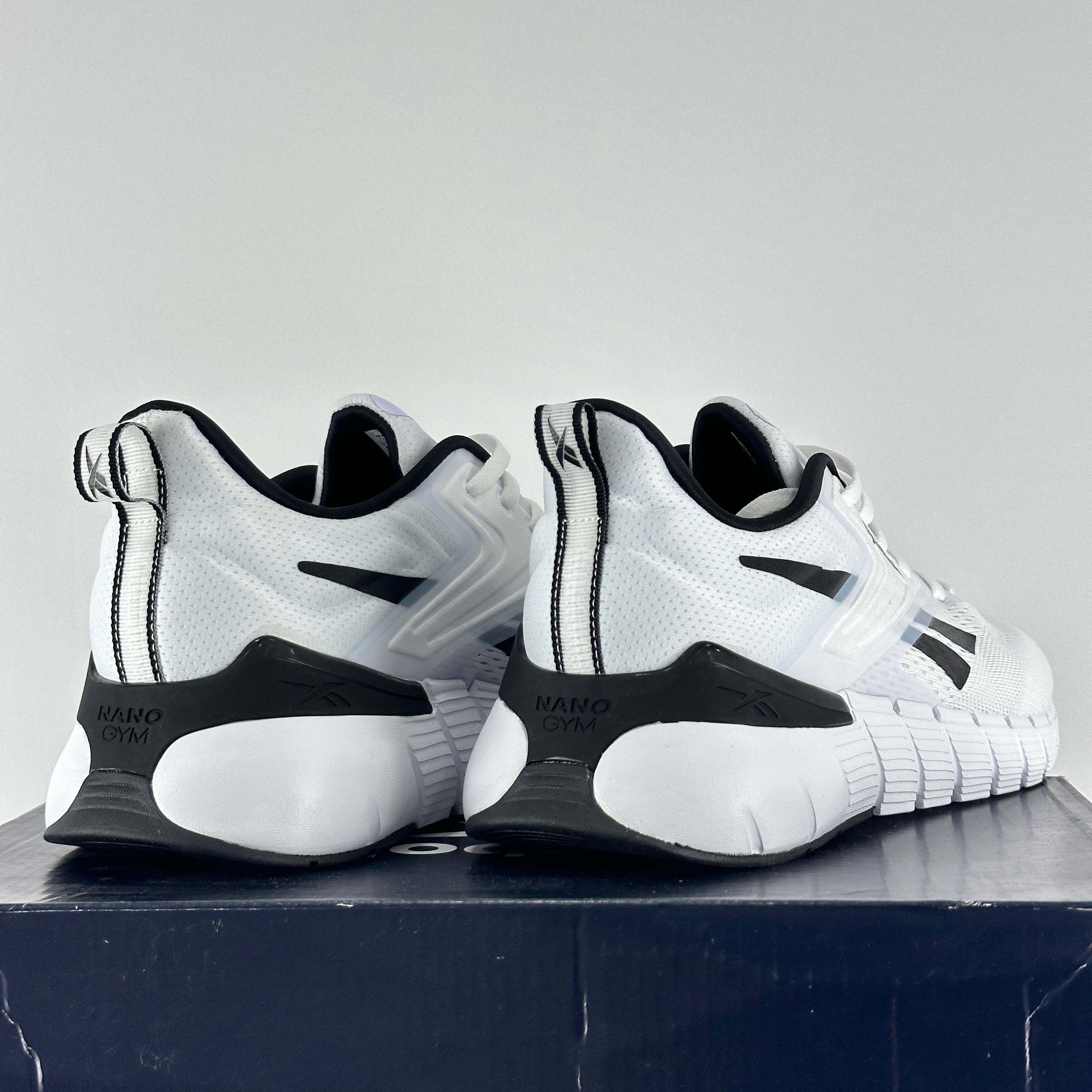 Re. Nano Gym white-black