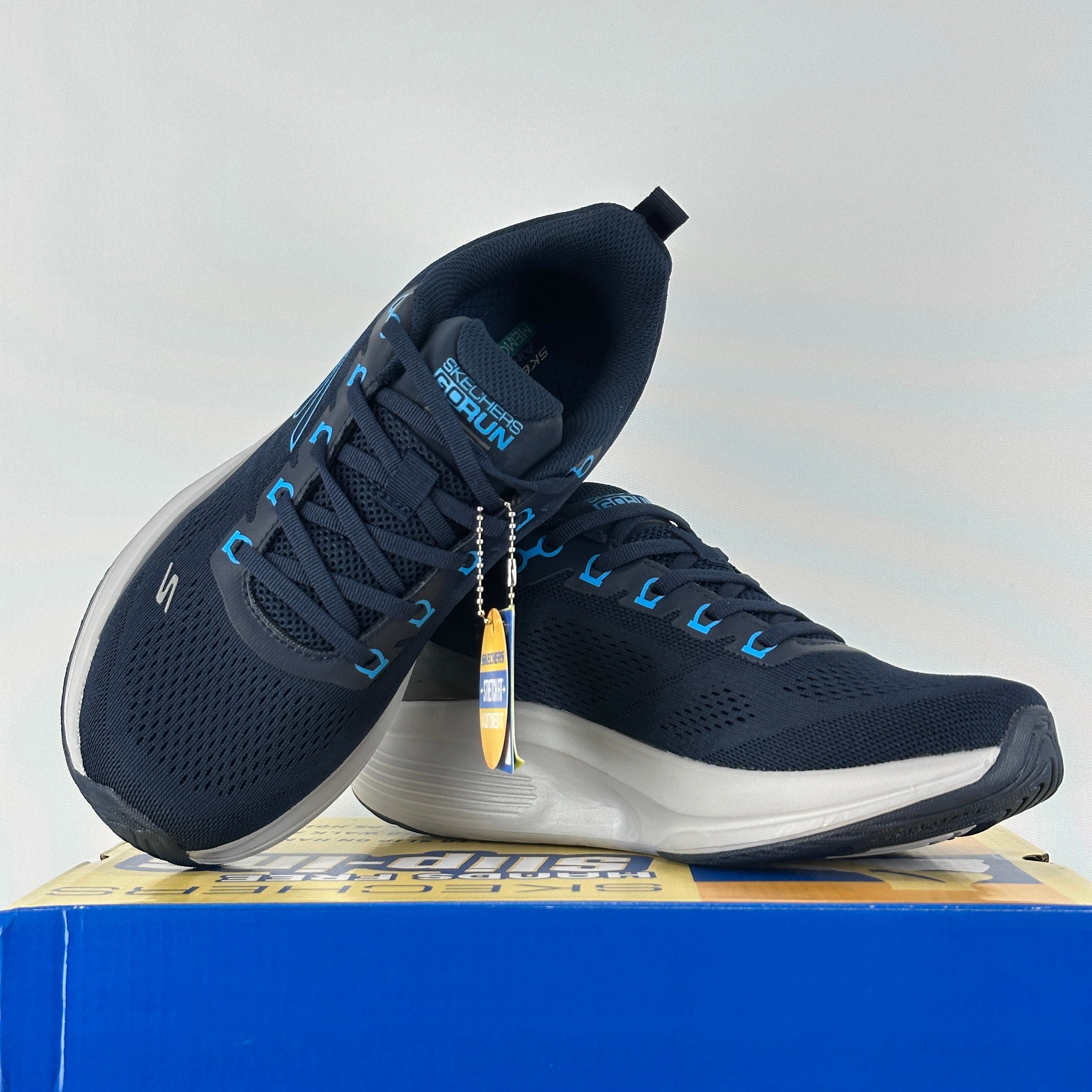 Skechers Max Cushioning navy