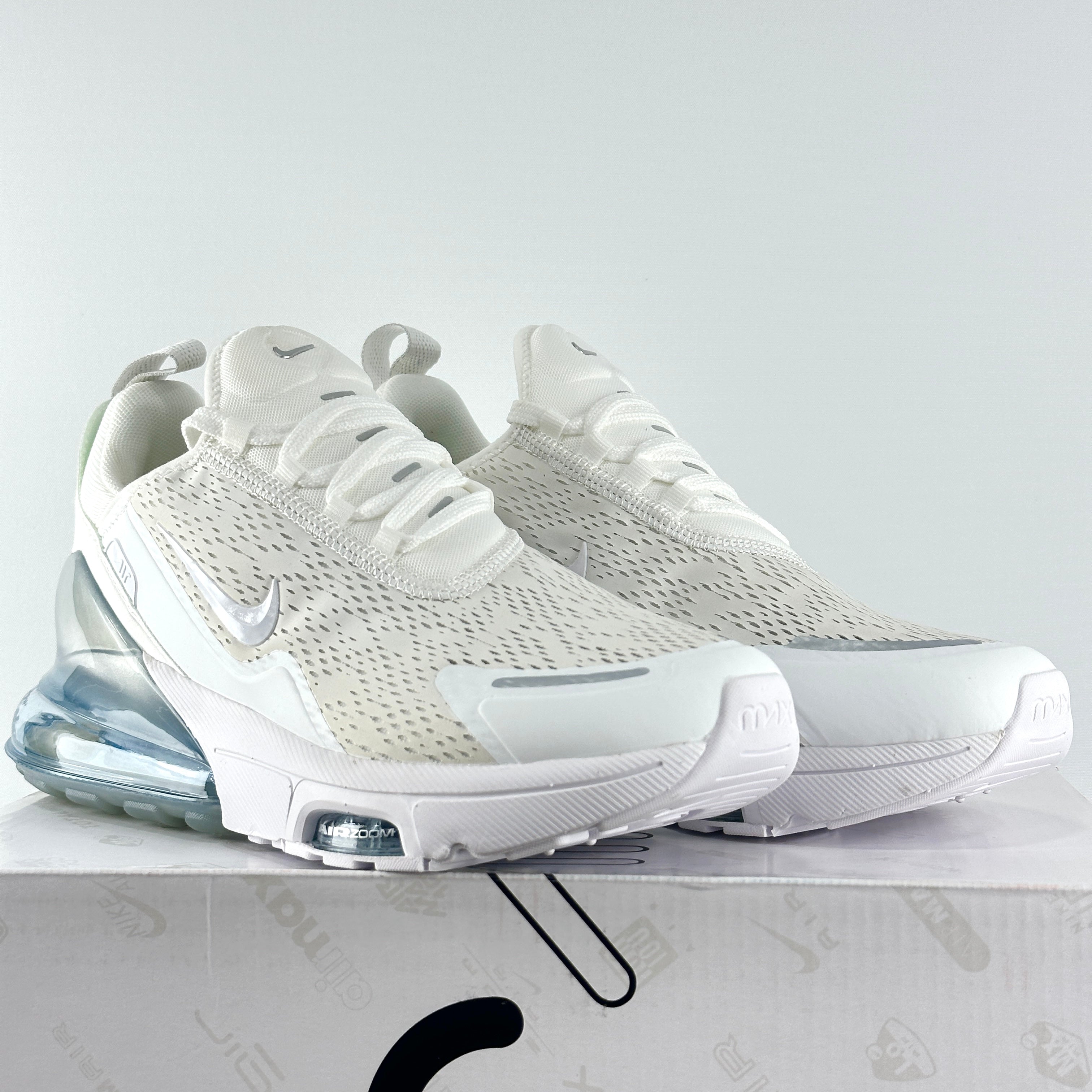 A. Max 270 white
