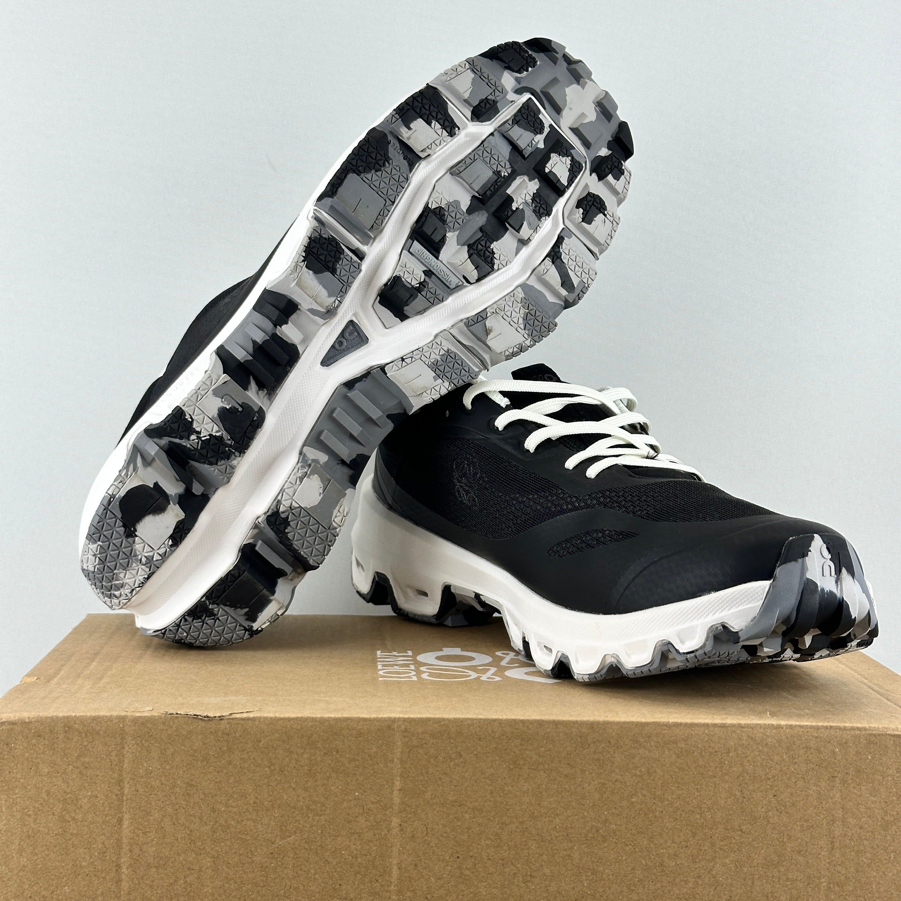 Cloudventure Loewe x