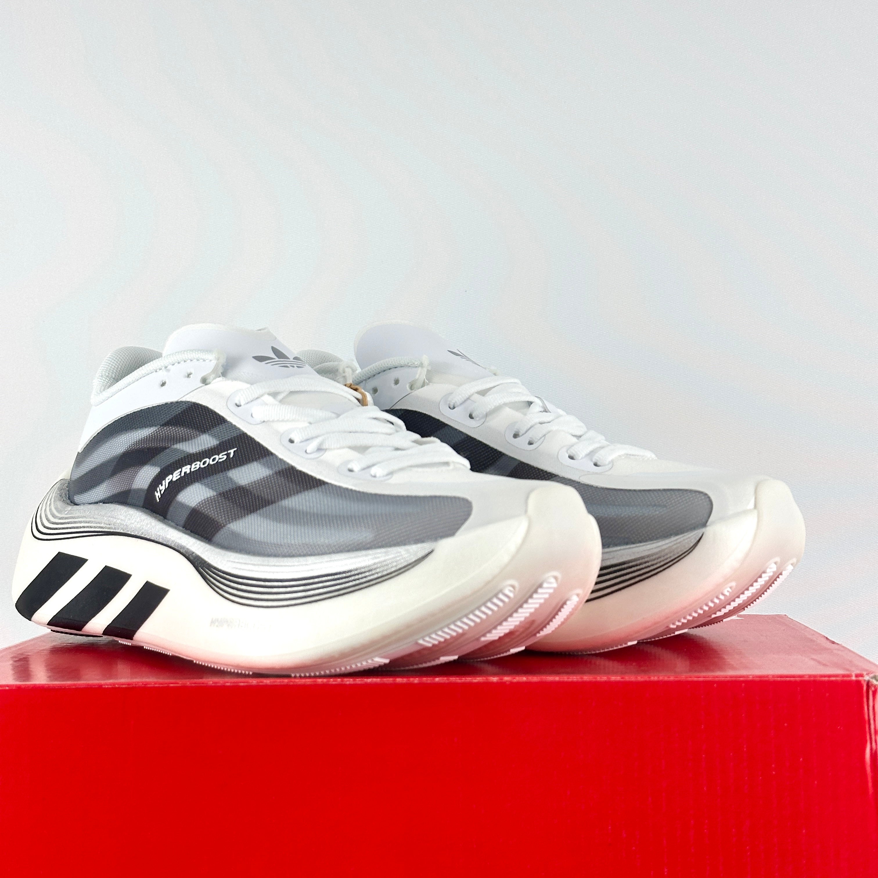 A. Hyperboost Euphoria LT white-black