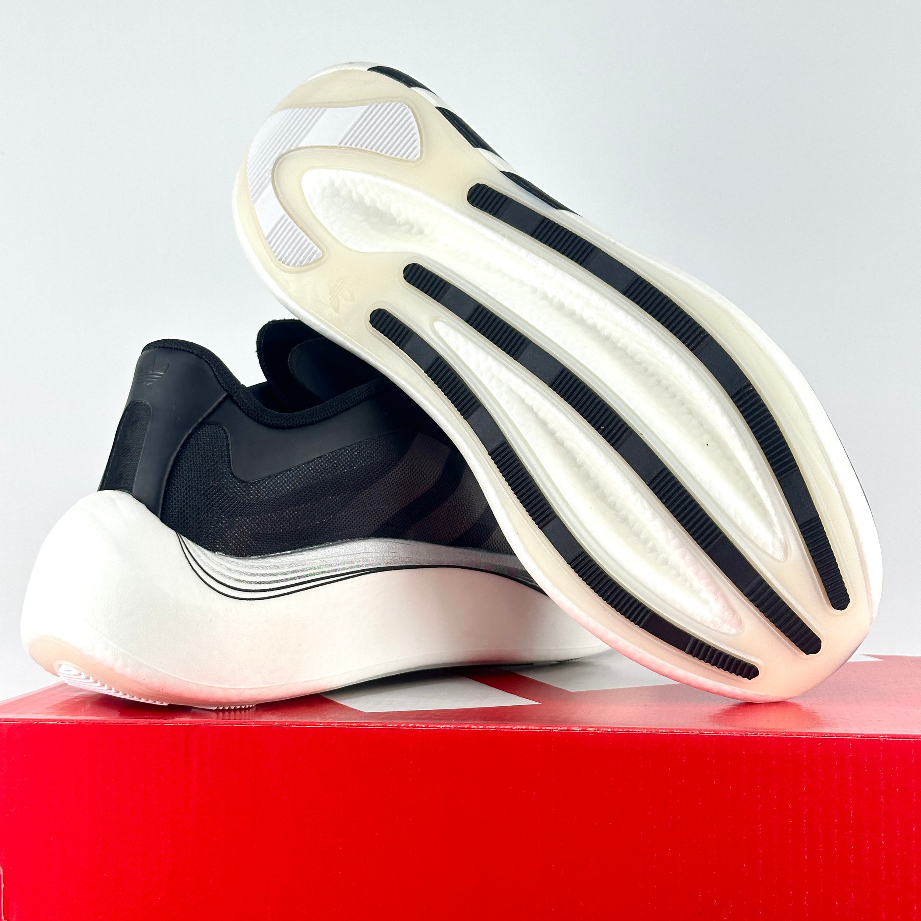 A. Hyperboost Euphoria LT black-white