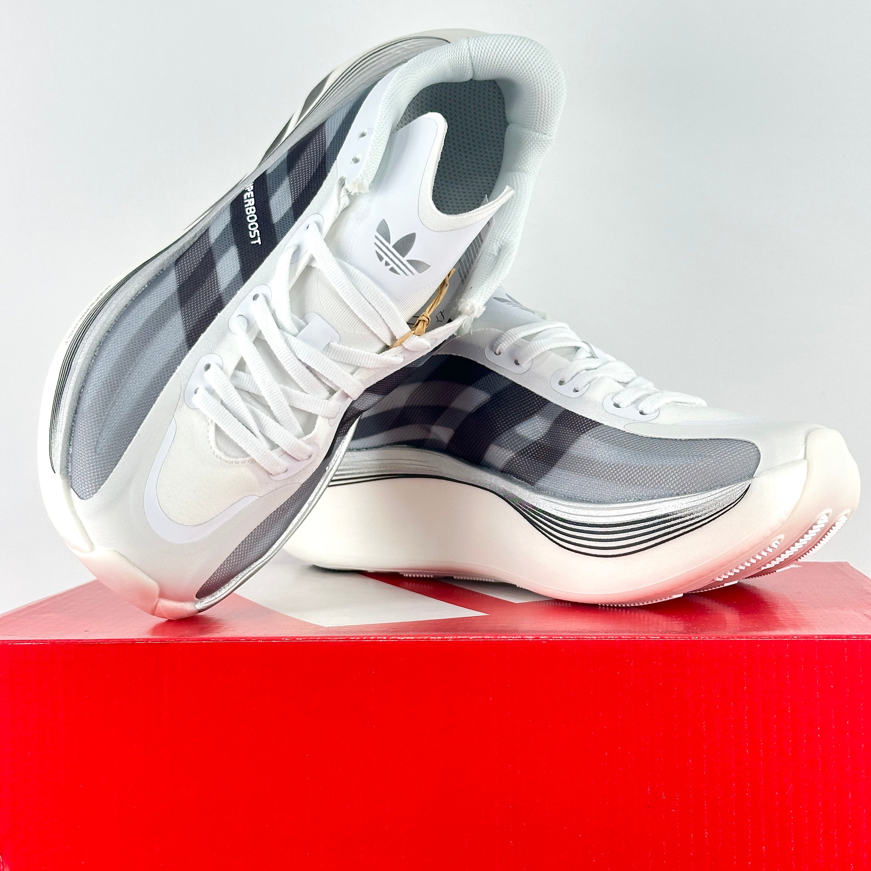 A. Hyperboost Euphoria LT white-black