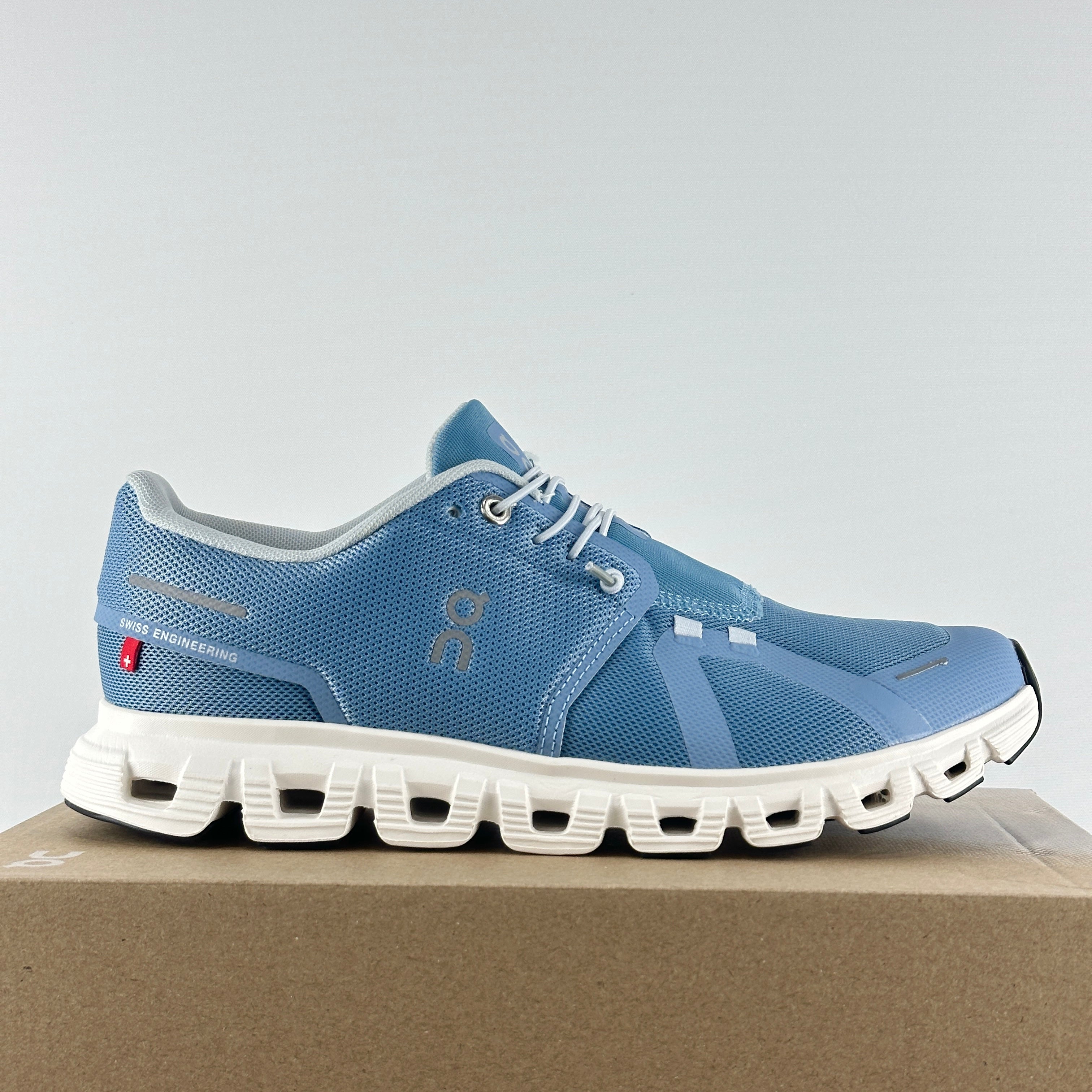 Cloud 6 blue-white