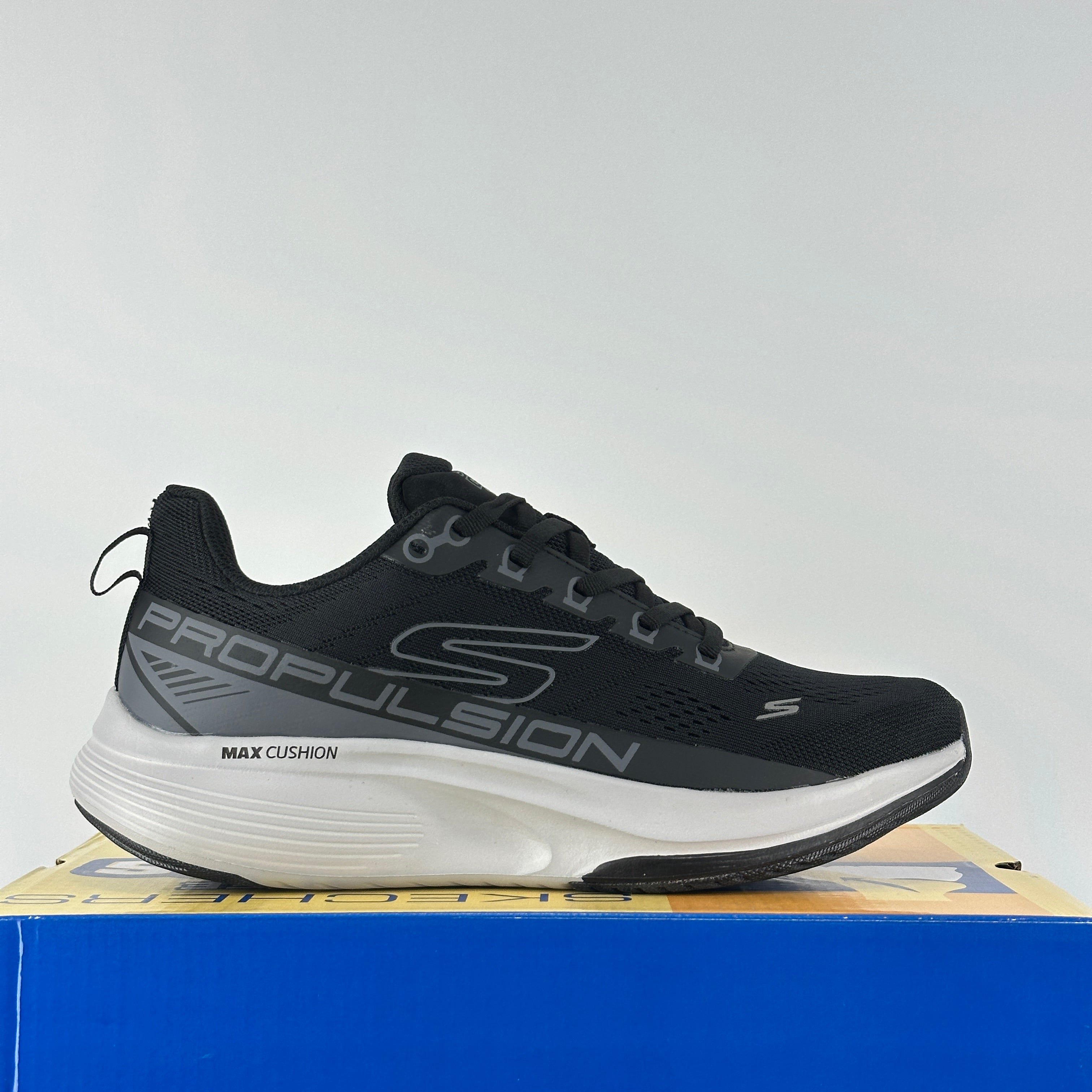 Skechers Max Cushioning black-grey