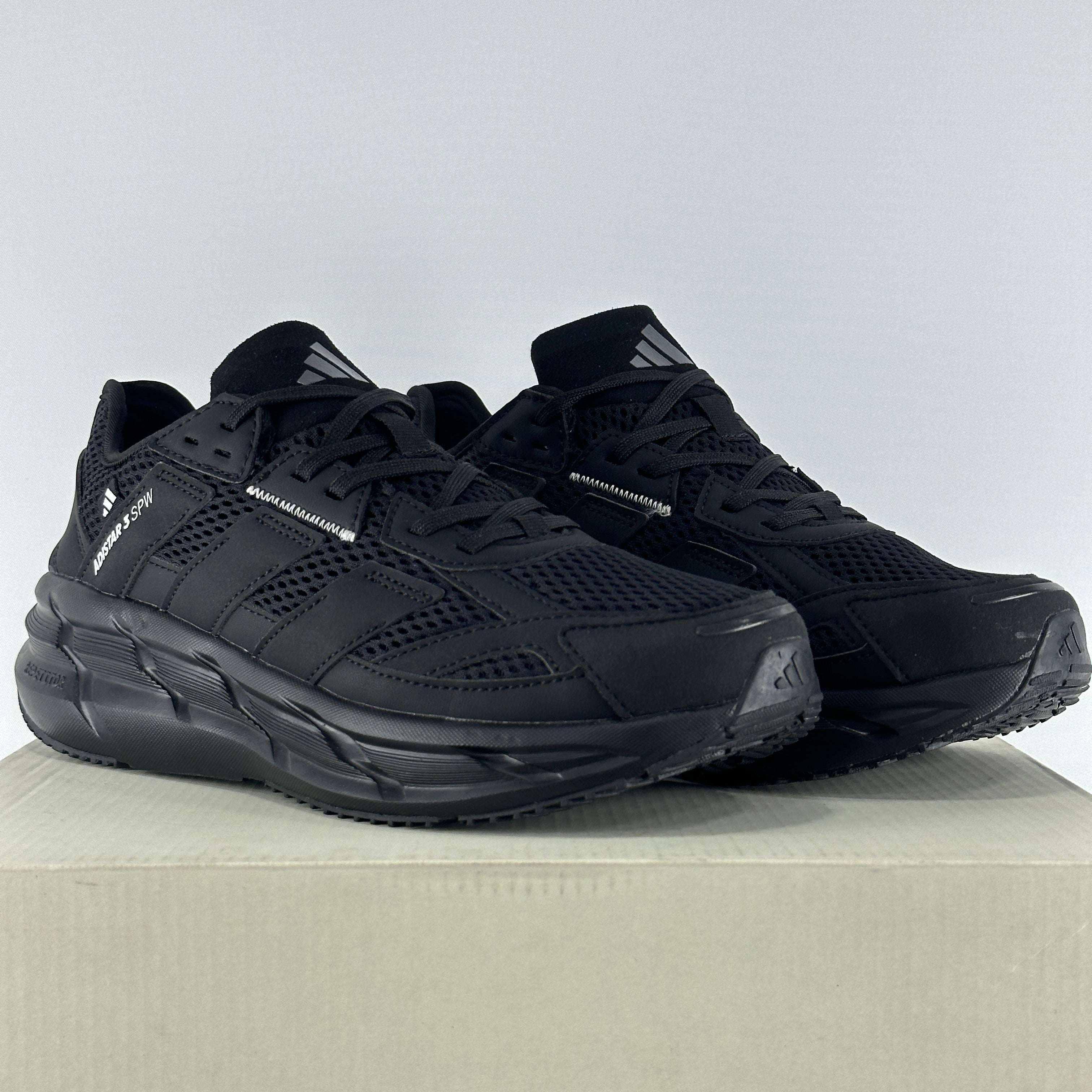Adistar 3 black