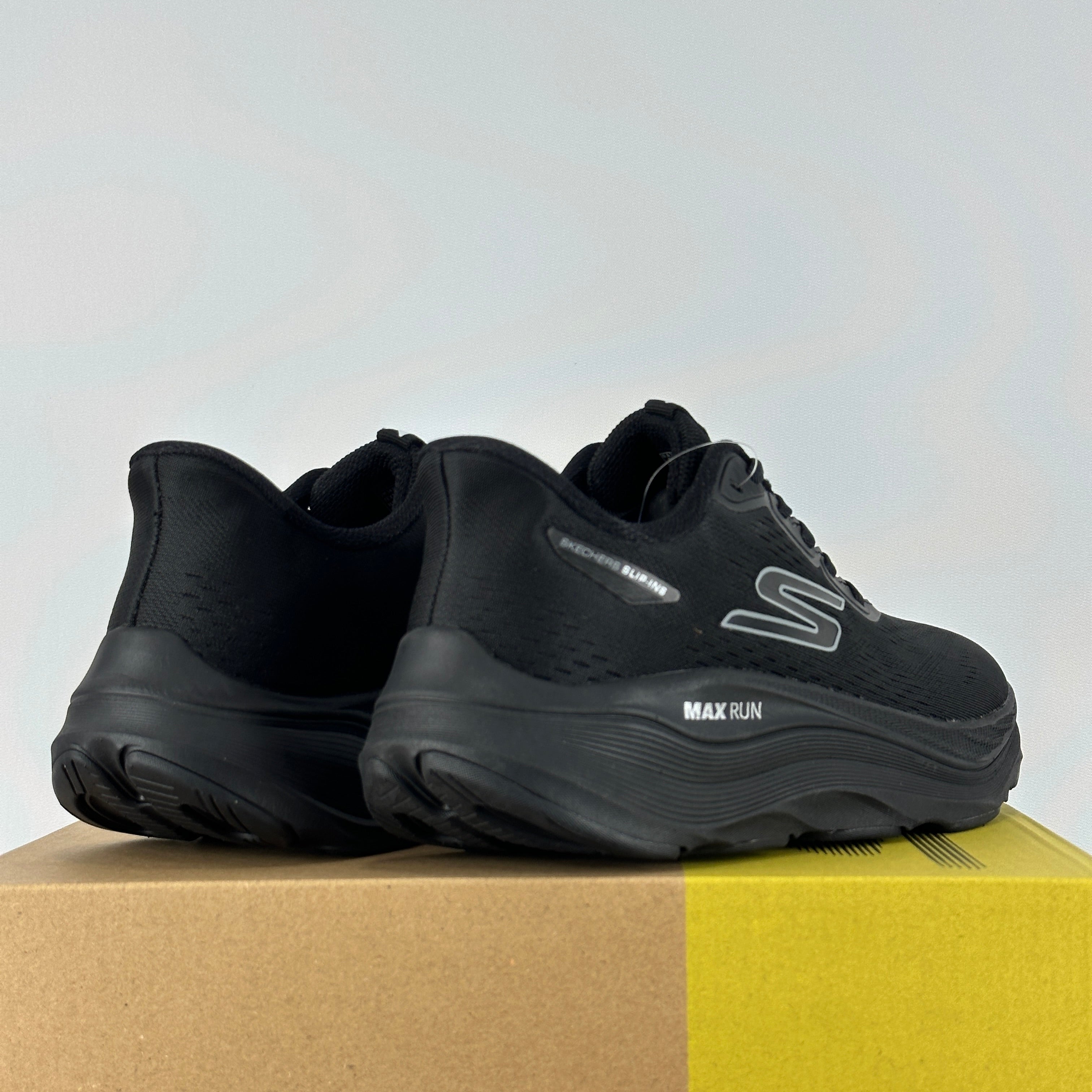 Sk Max run black