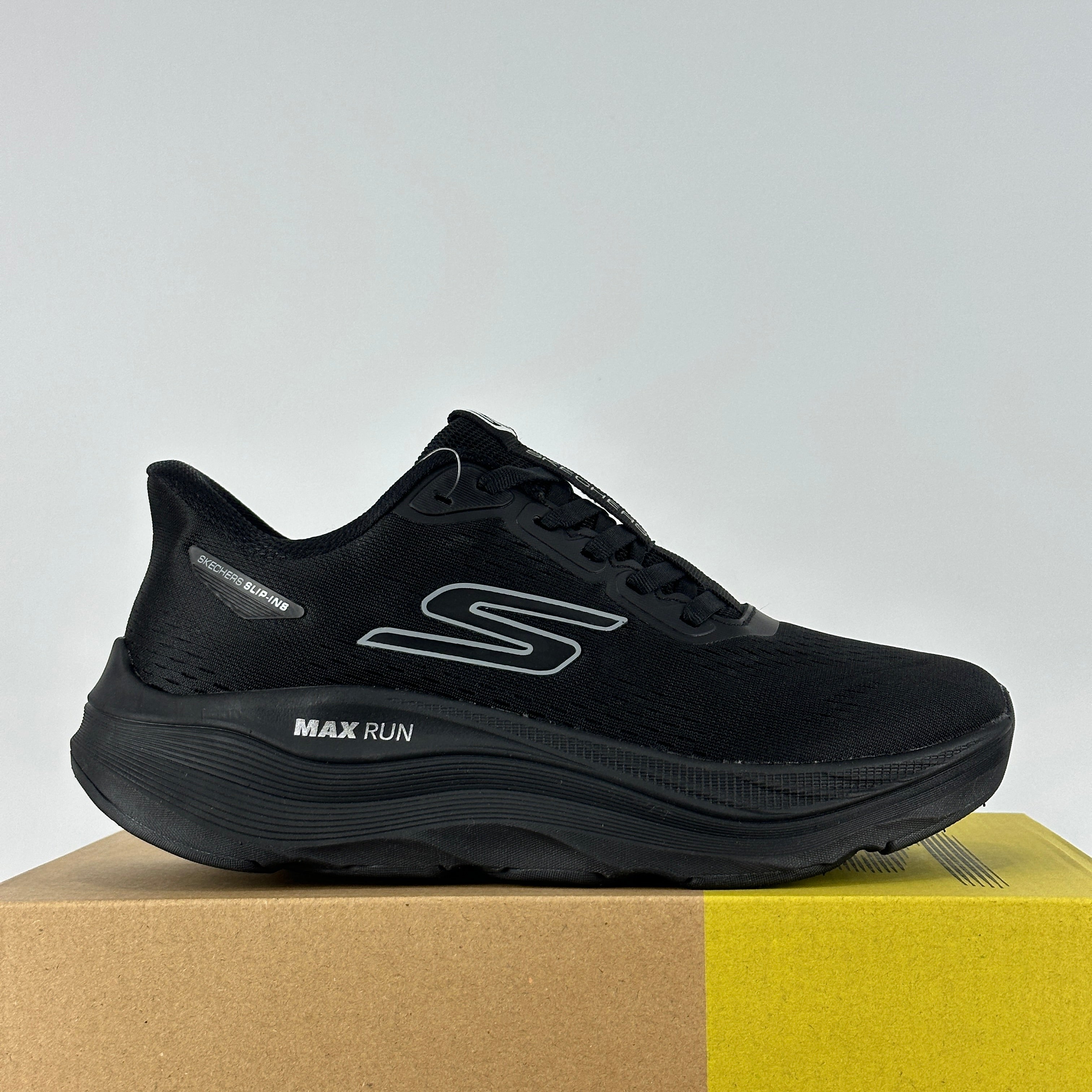 Sk Max run black