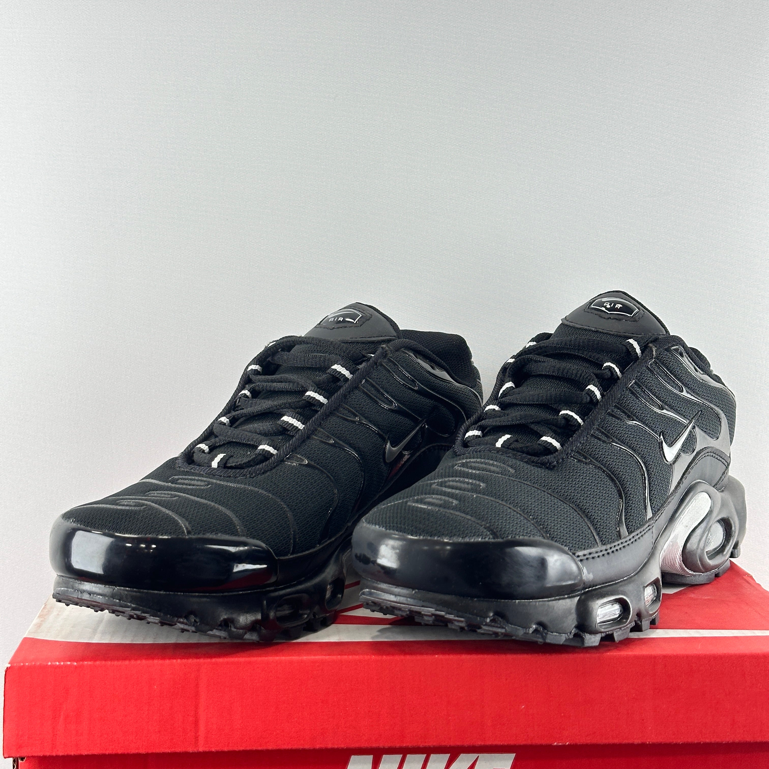 N.TN BLACK GREY