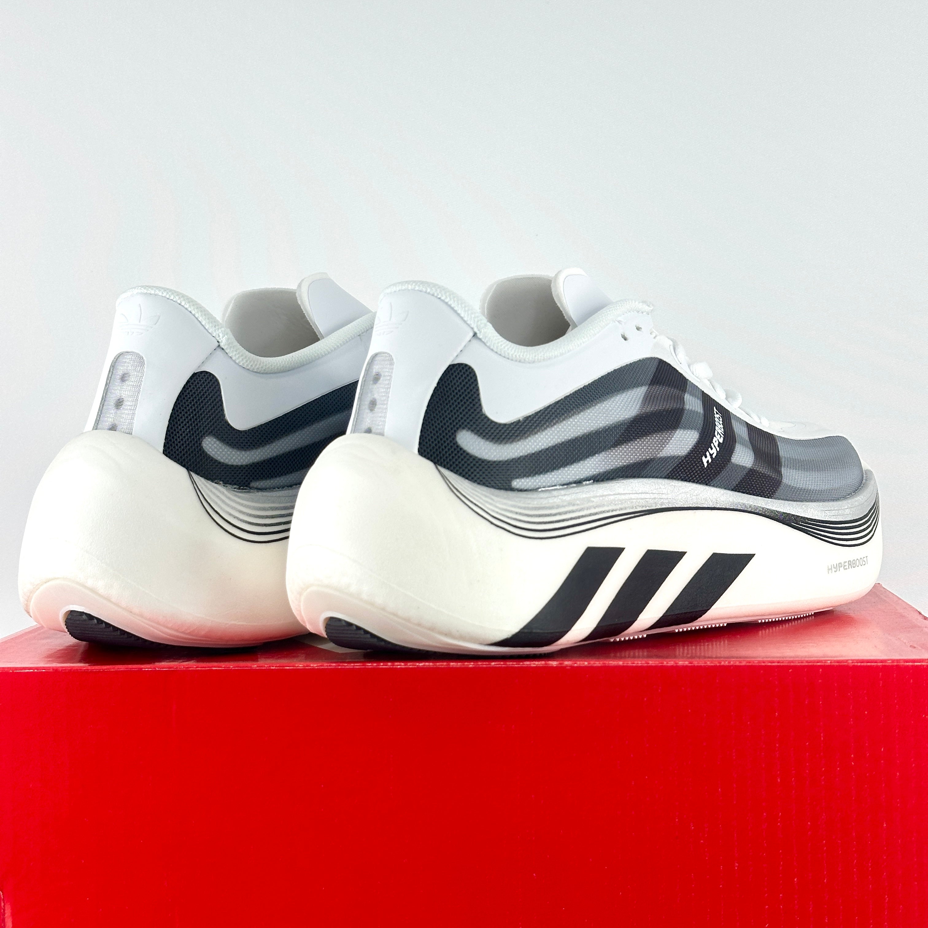 A. Hyperboost Euphoria LT white-black