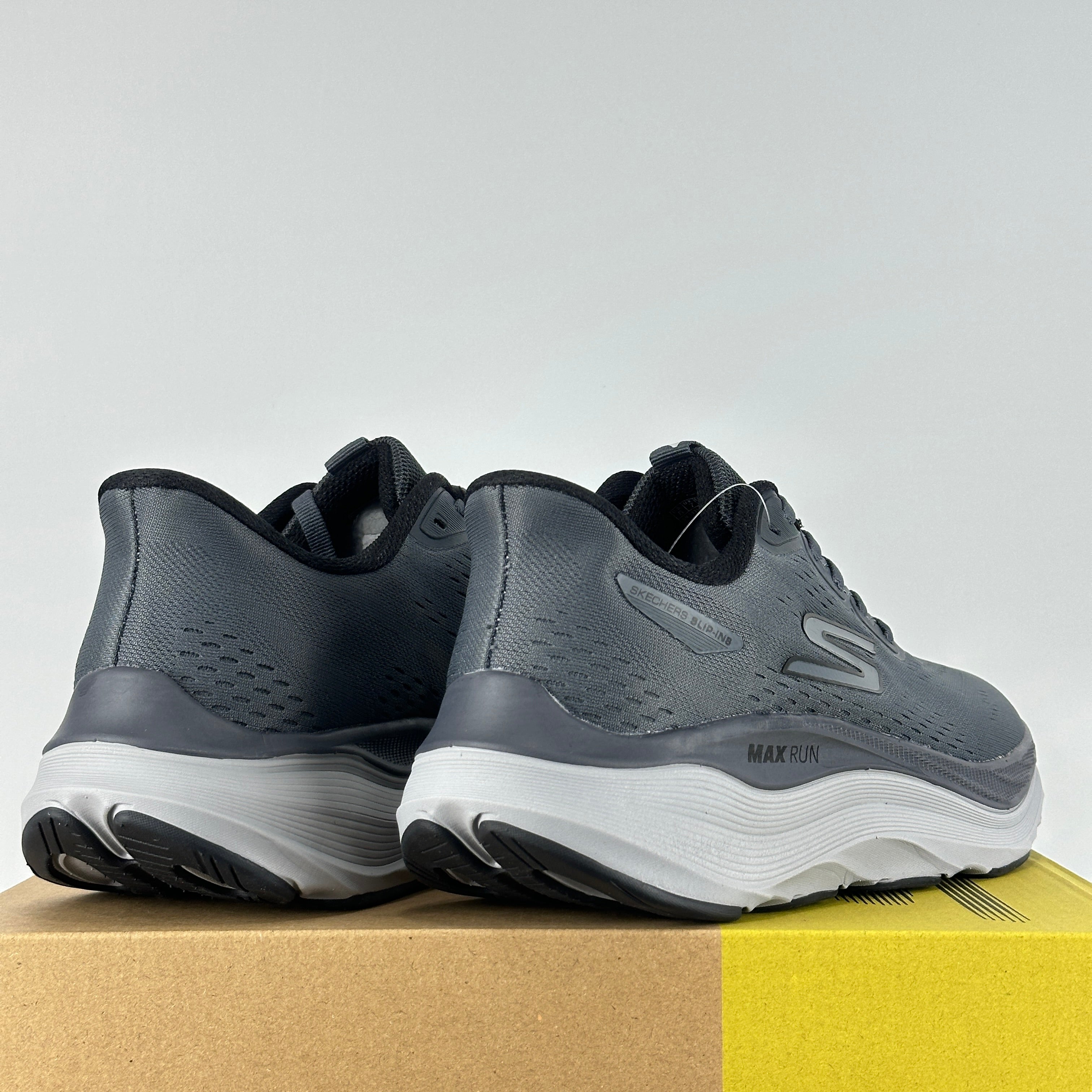 Sk Max run grey